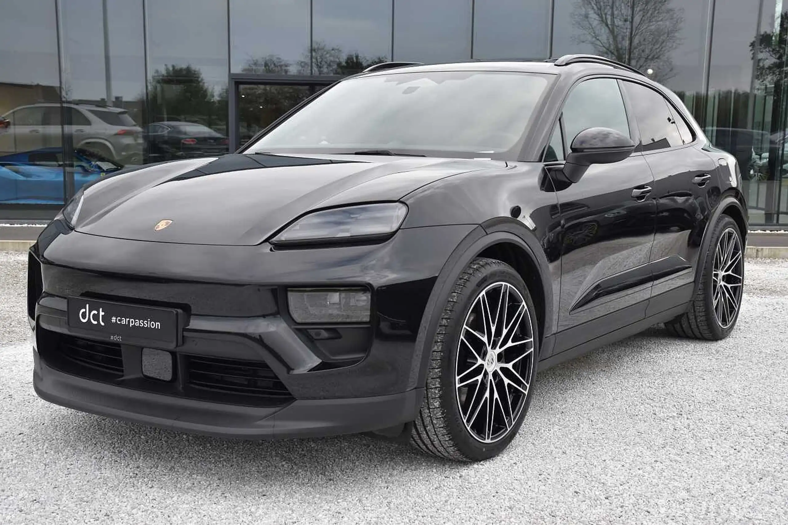 Porsche - Macan