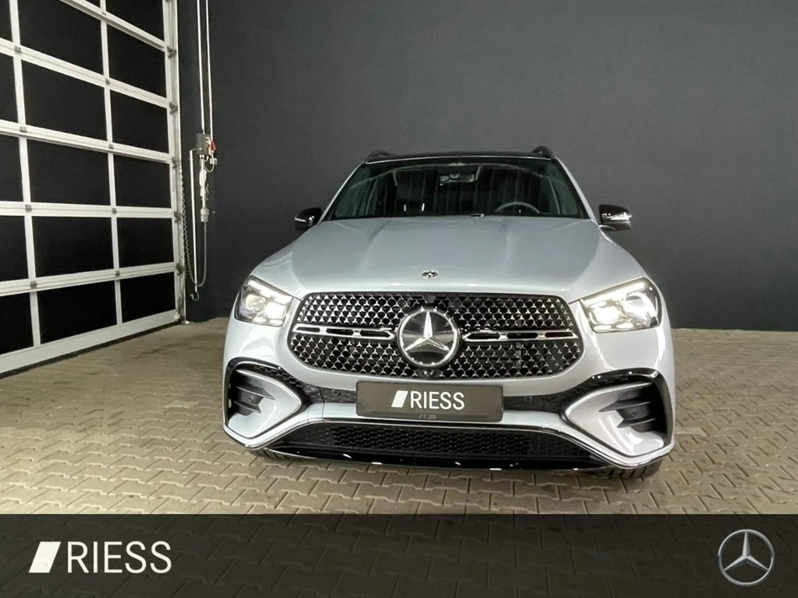 Mercedes-Benz - GLE 450