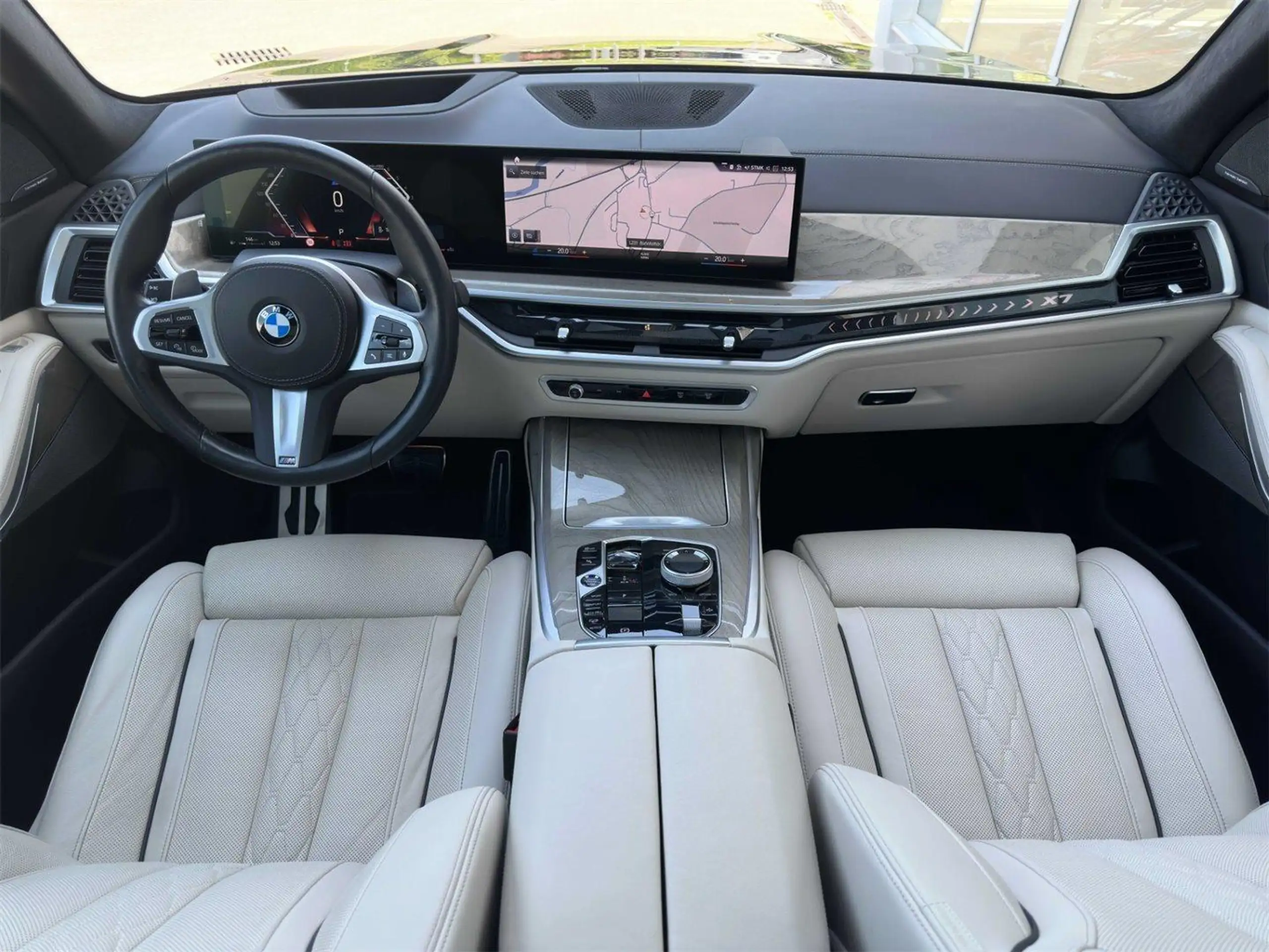 BMW - X7