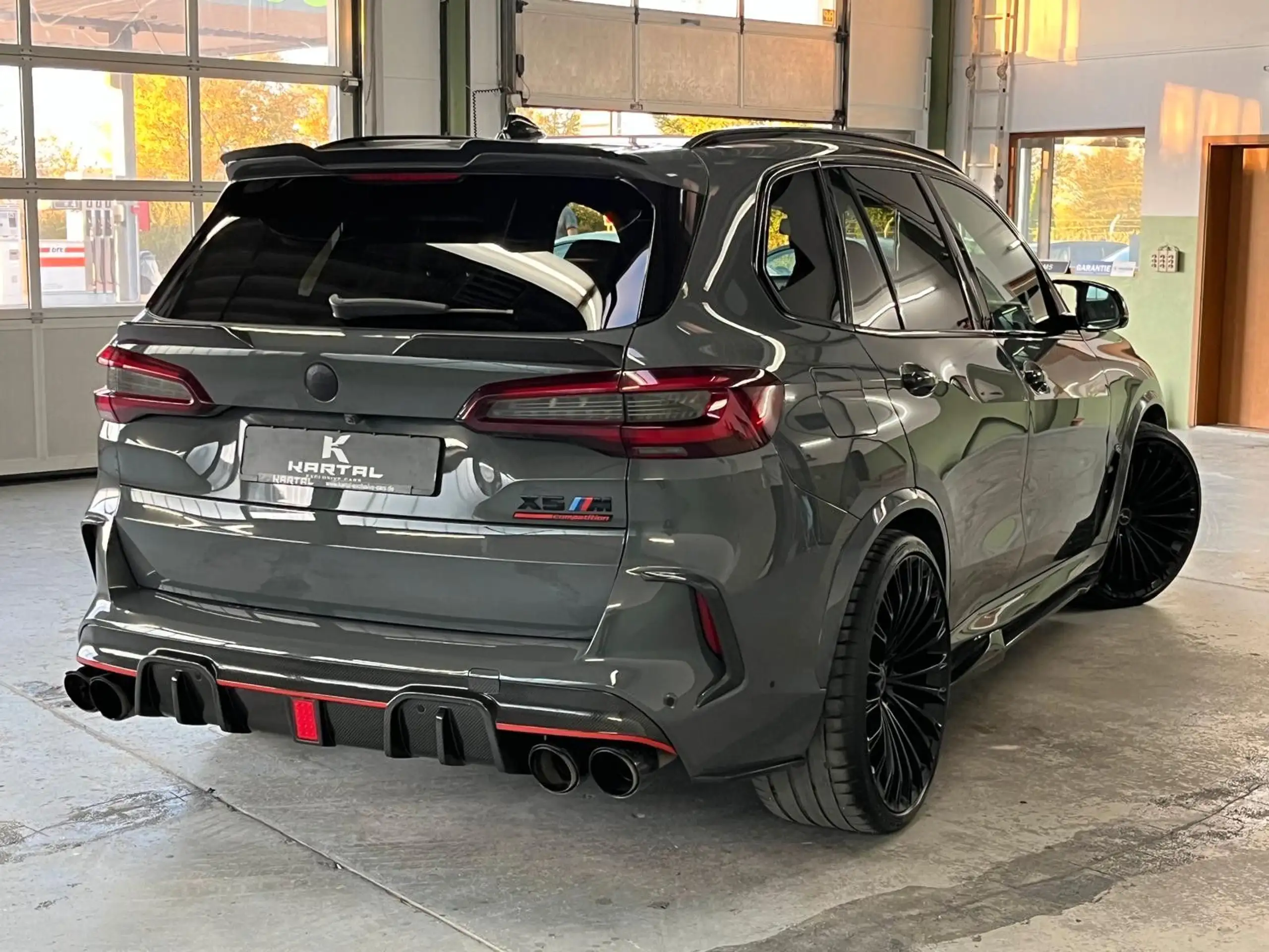 BMW - X5 M