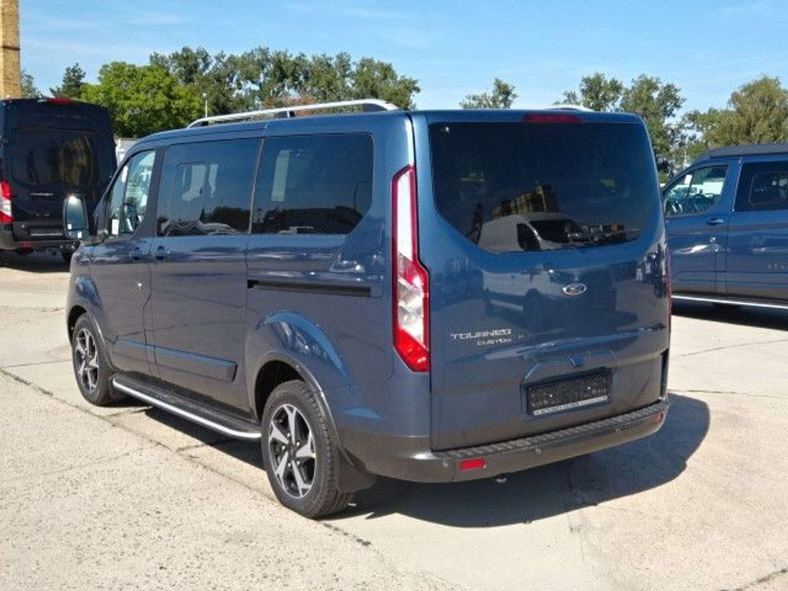 Ford - Tourneo Custom