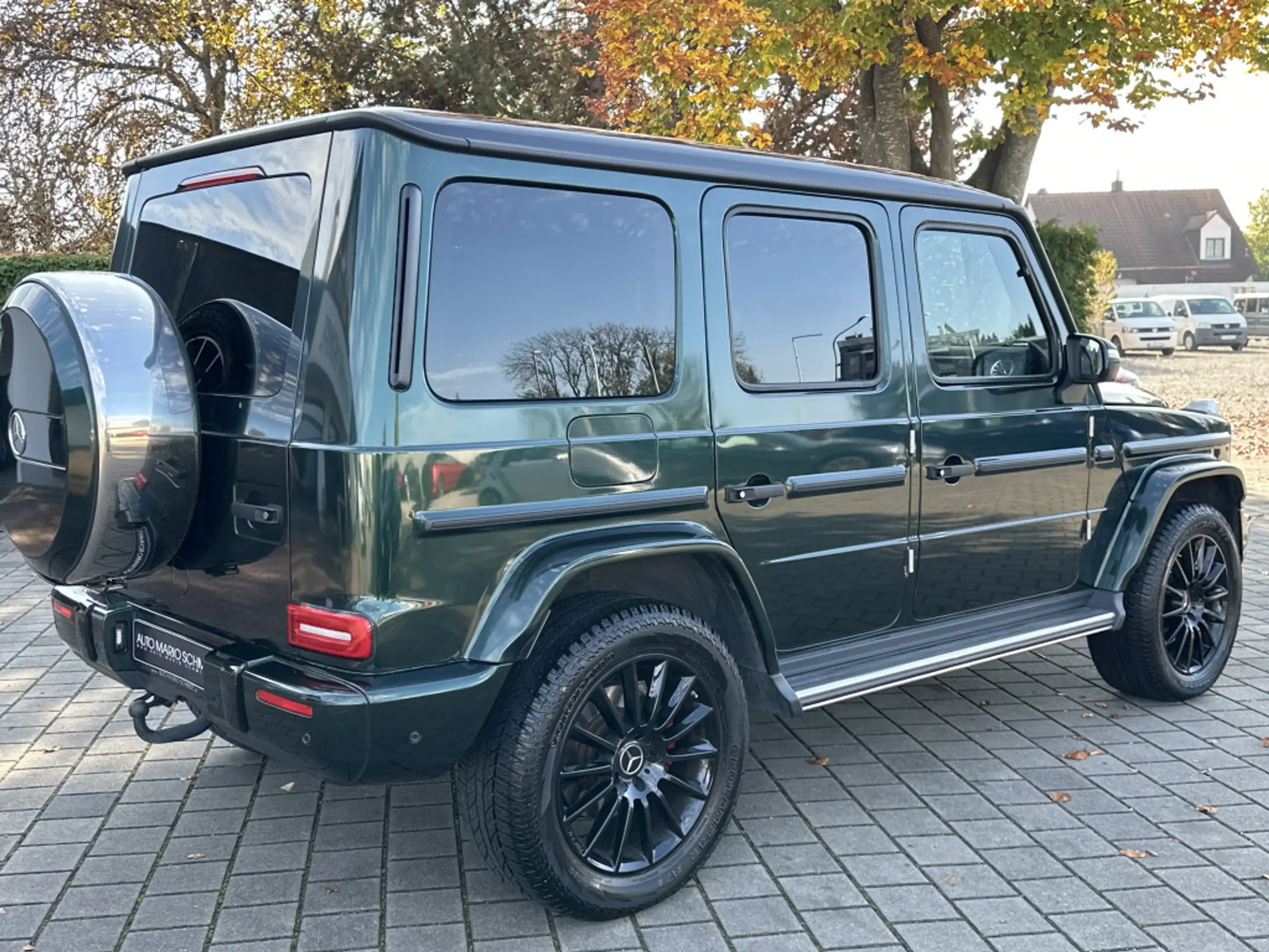 Mercedes-Benz - G 500