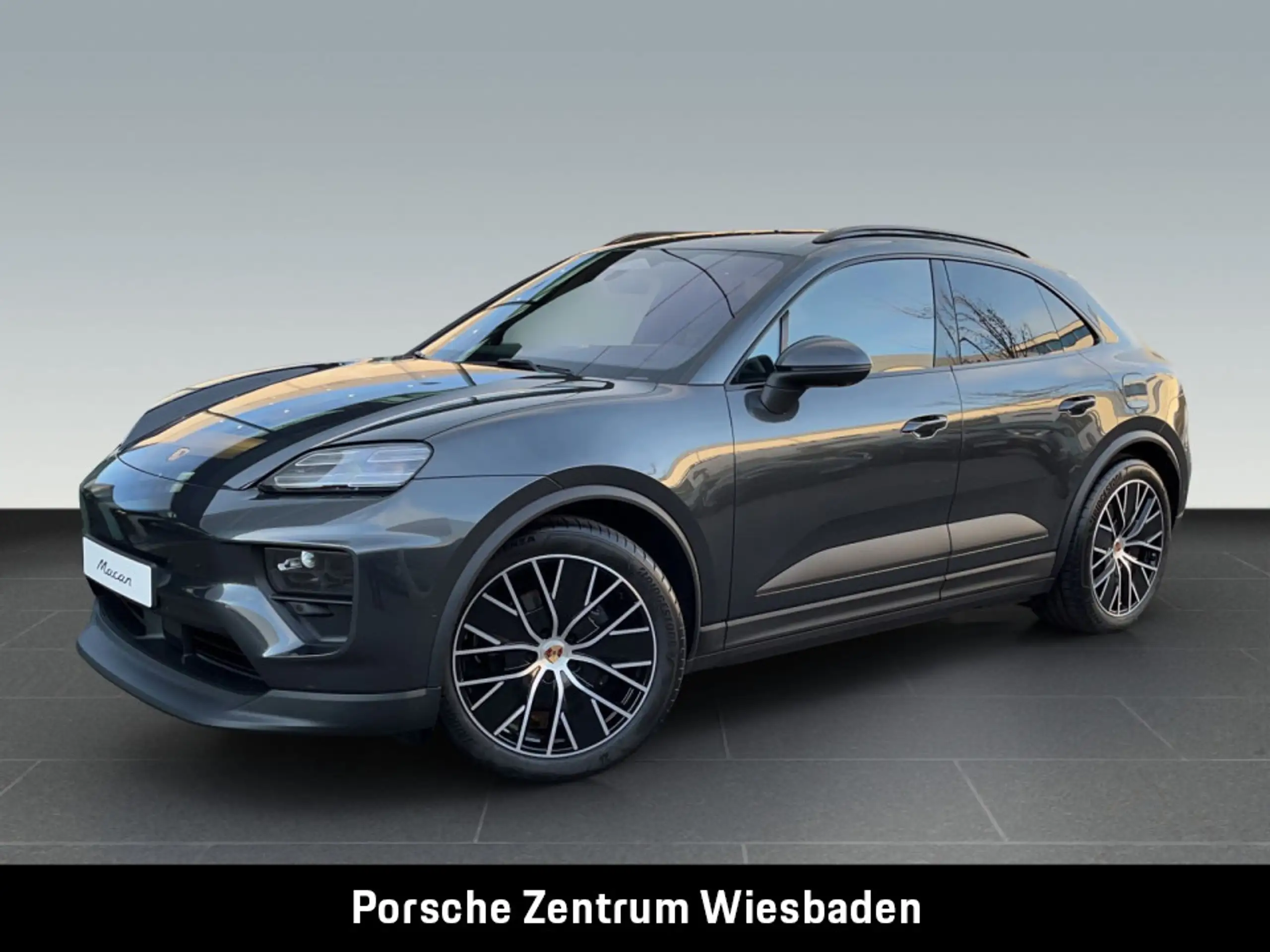 Porsche - Macan