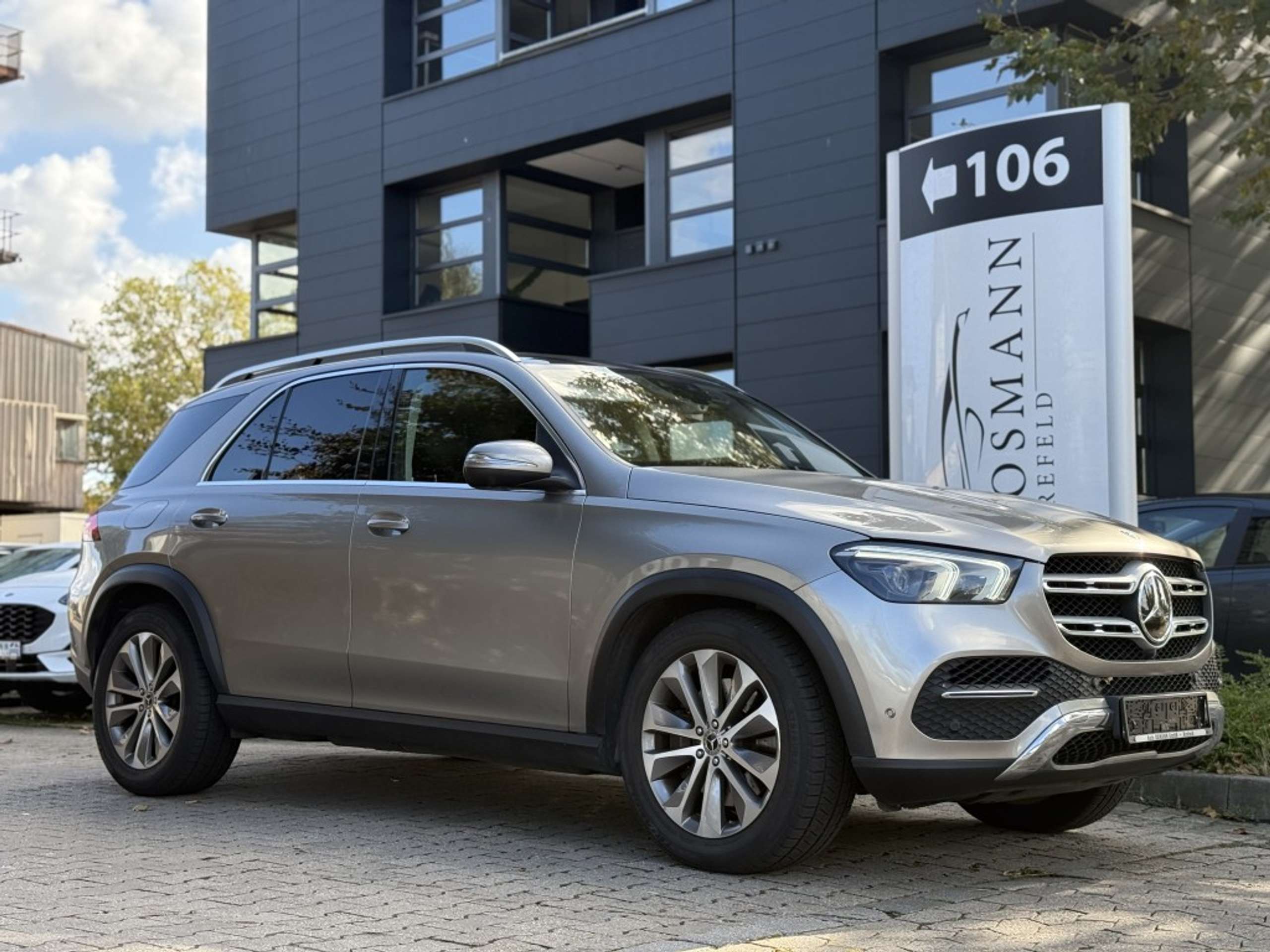 Mercedes-Benz - GLE 350