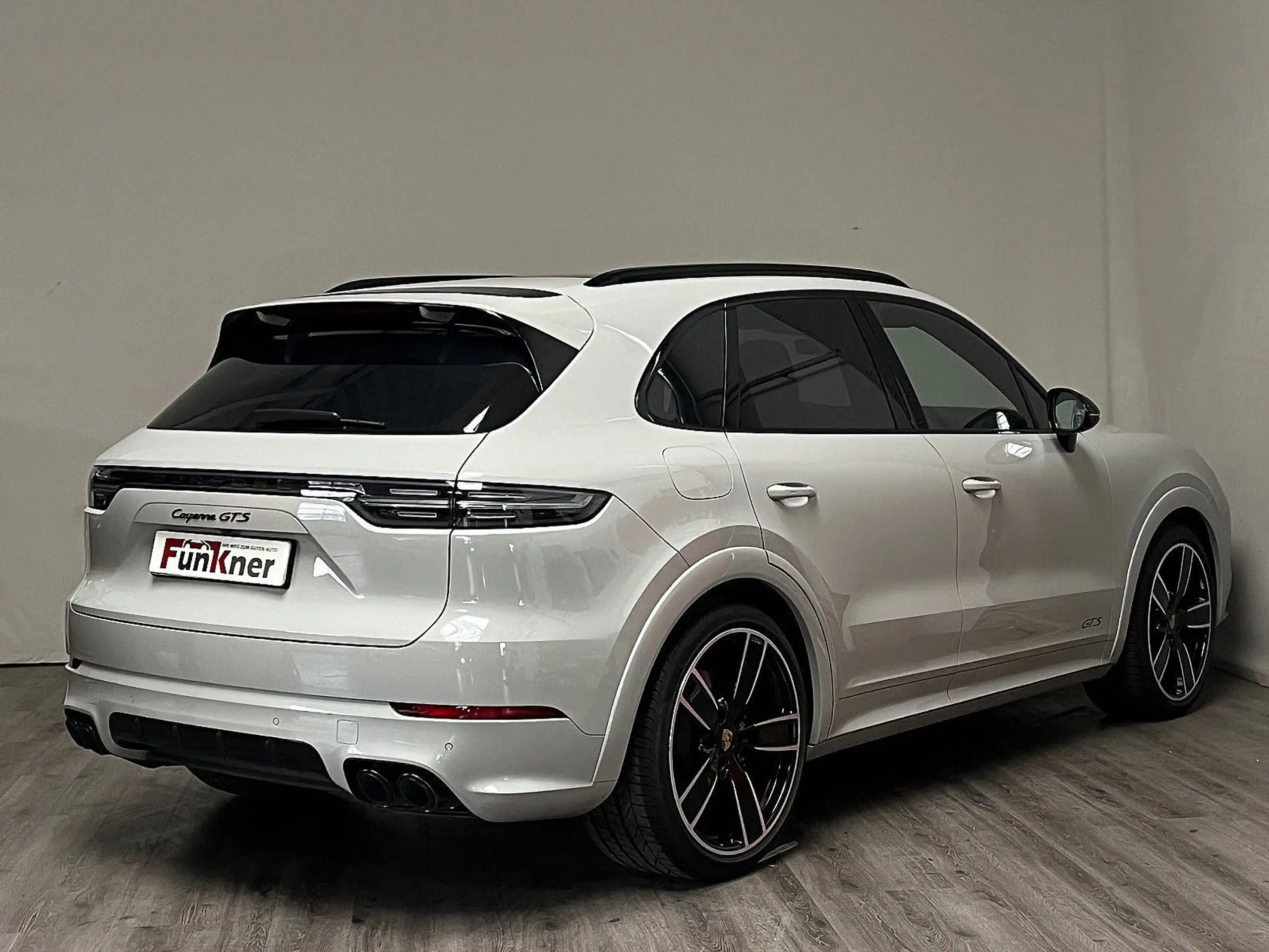 Porsche - Cayenne