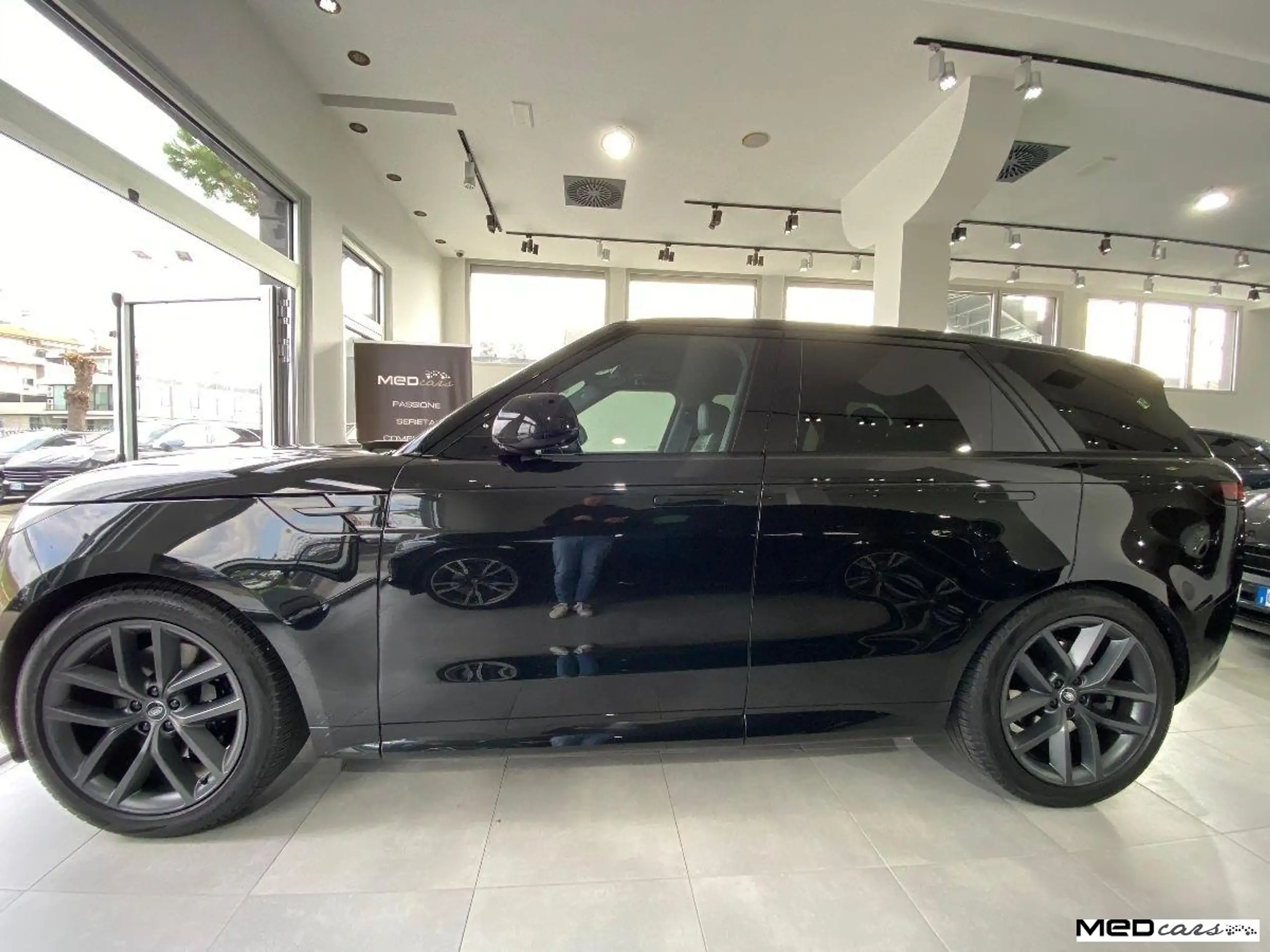 Land Rover - Range Rover Sport