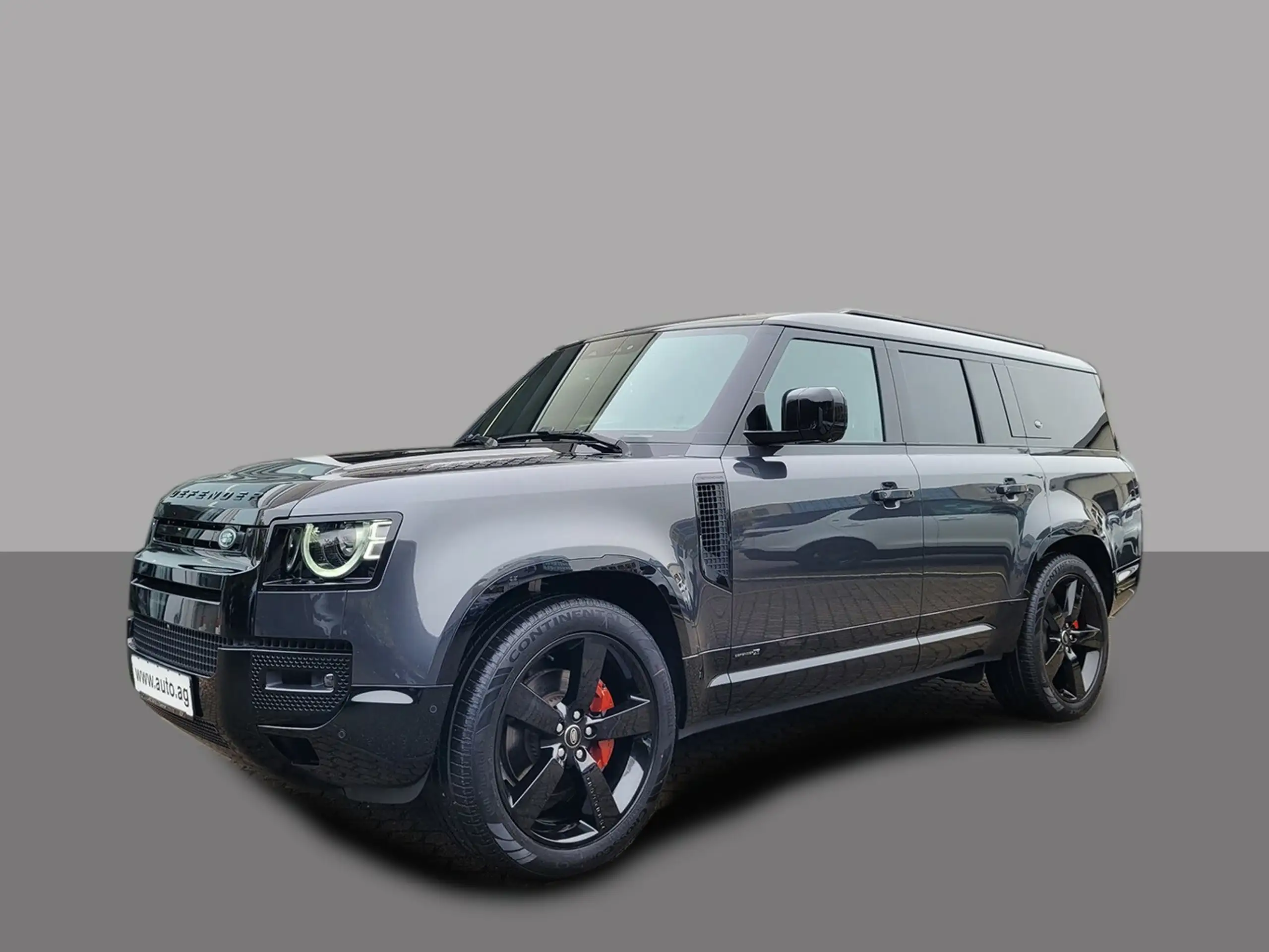 Land Rover Defender 2023