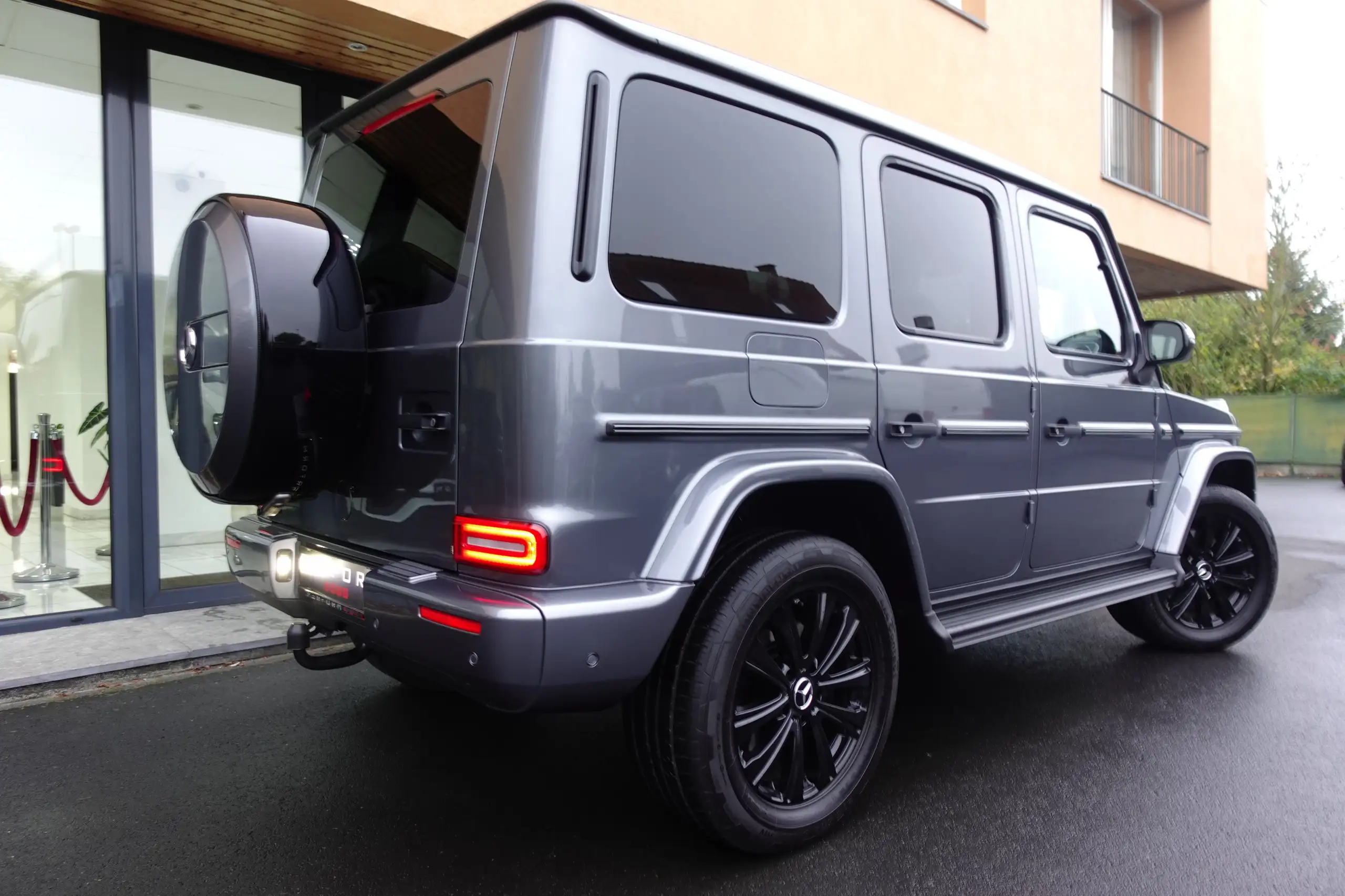 Mercedes-Benz - G 350