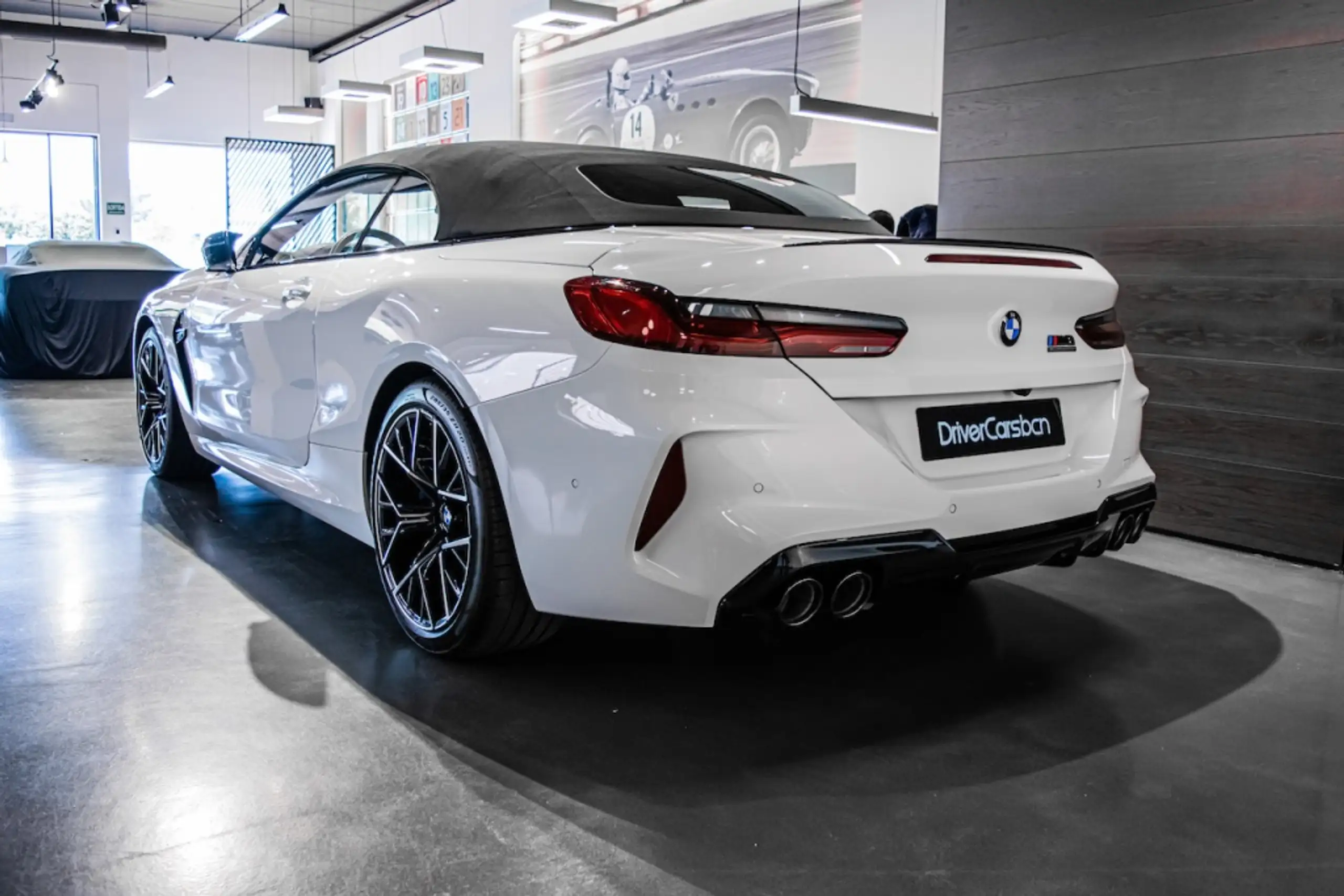 BMW - M8