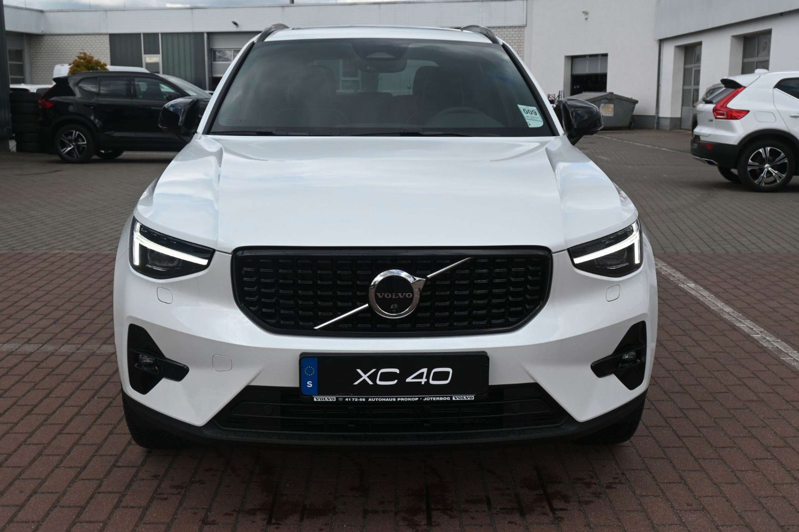 Volvo - XC40