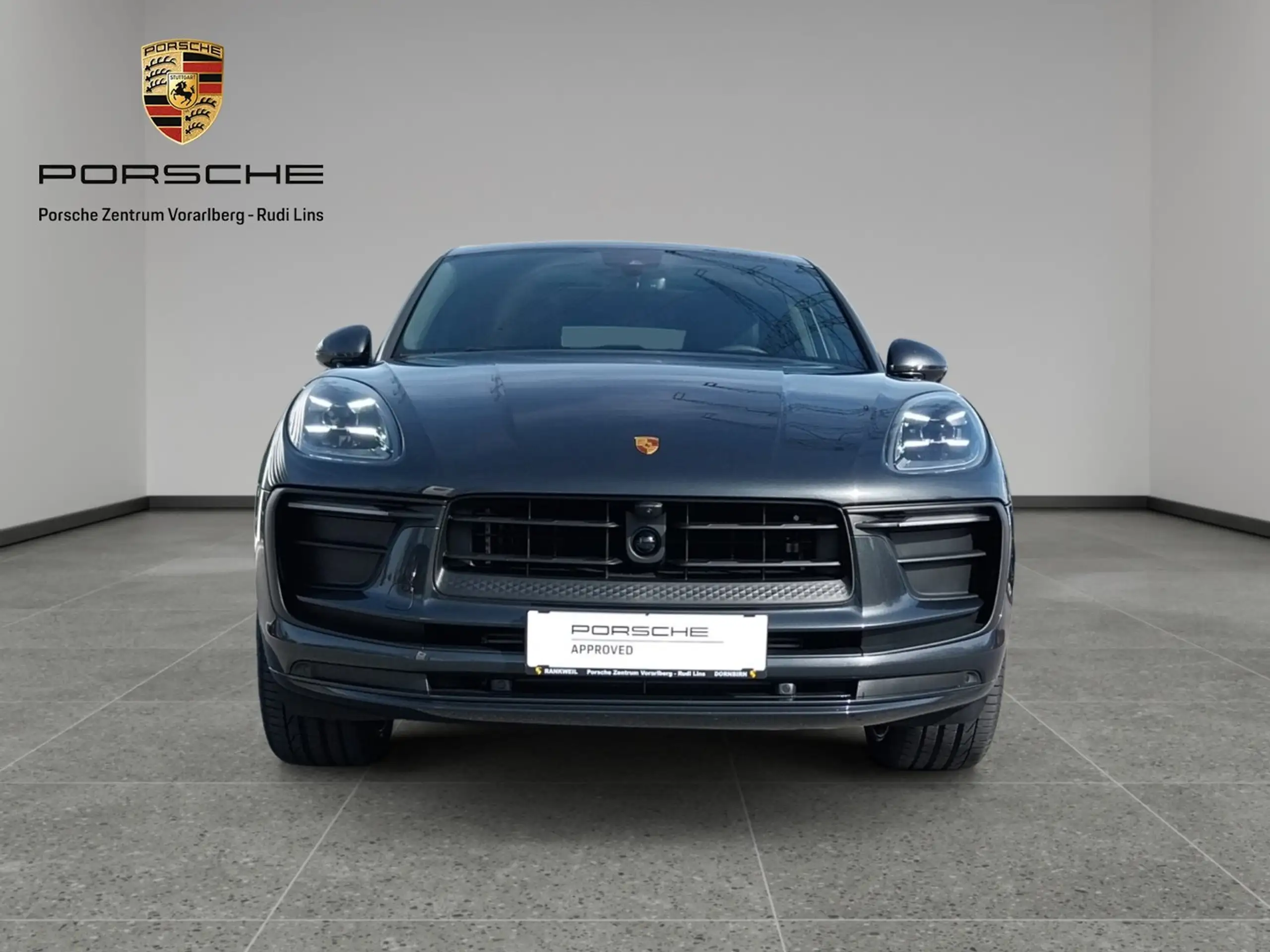 Porsche - Macan