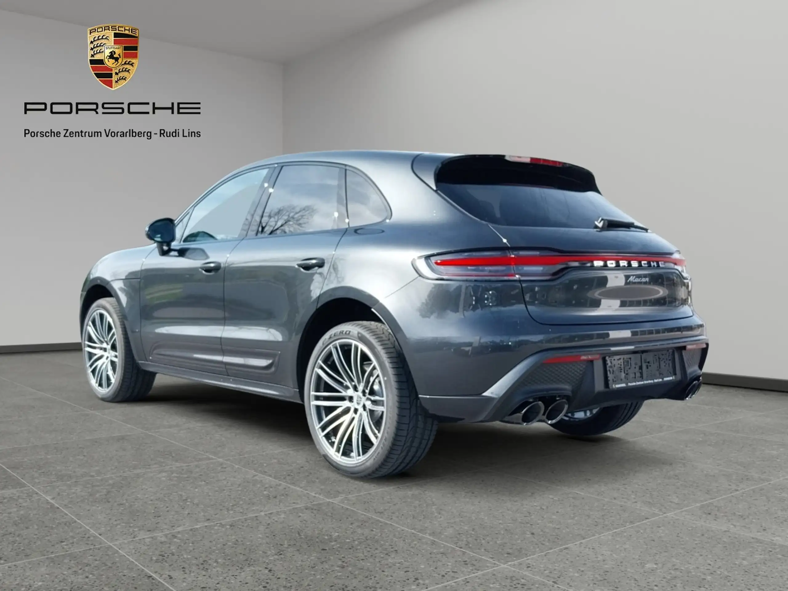 Porsche - Macan