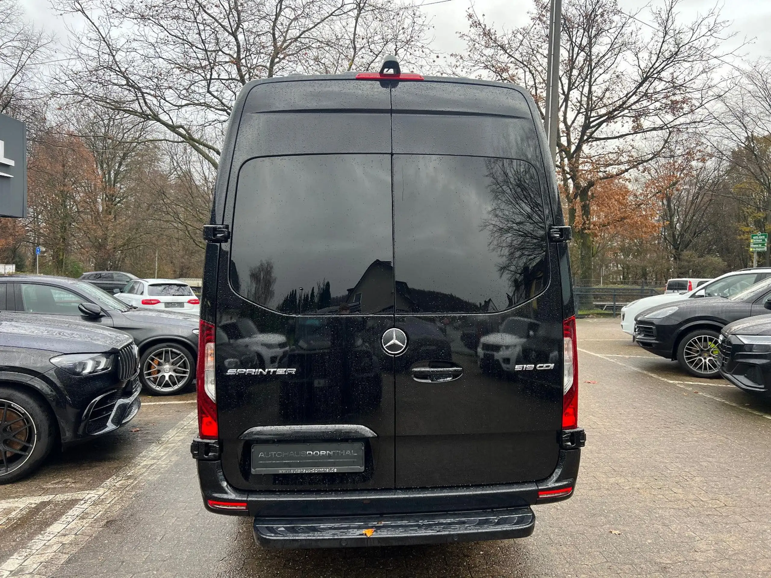 Mercedes-Benz - Sprinter