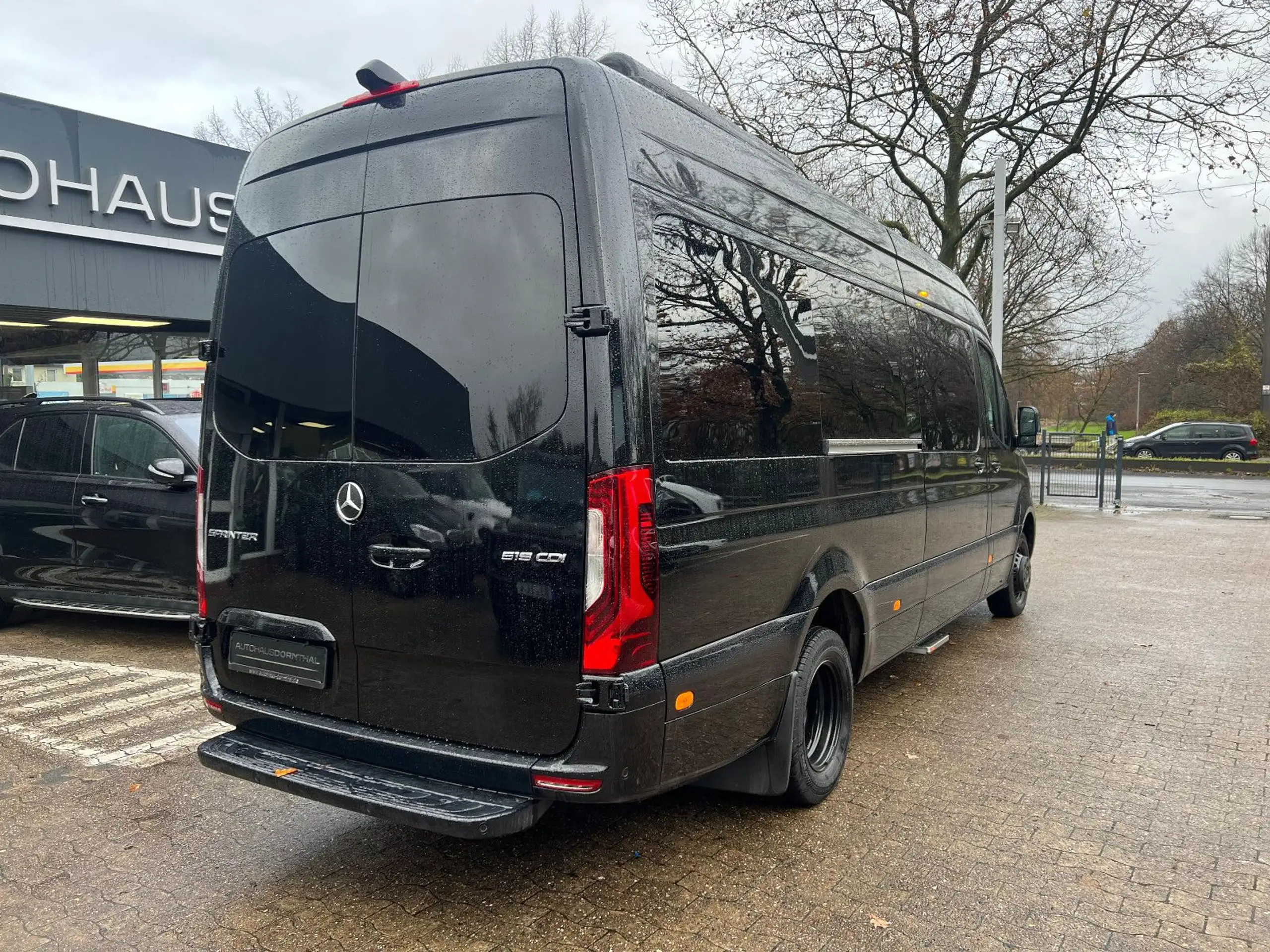 Mercedes-Benz - Sprinter