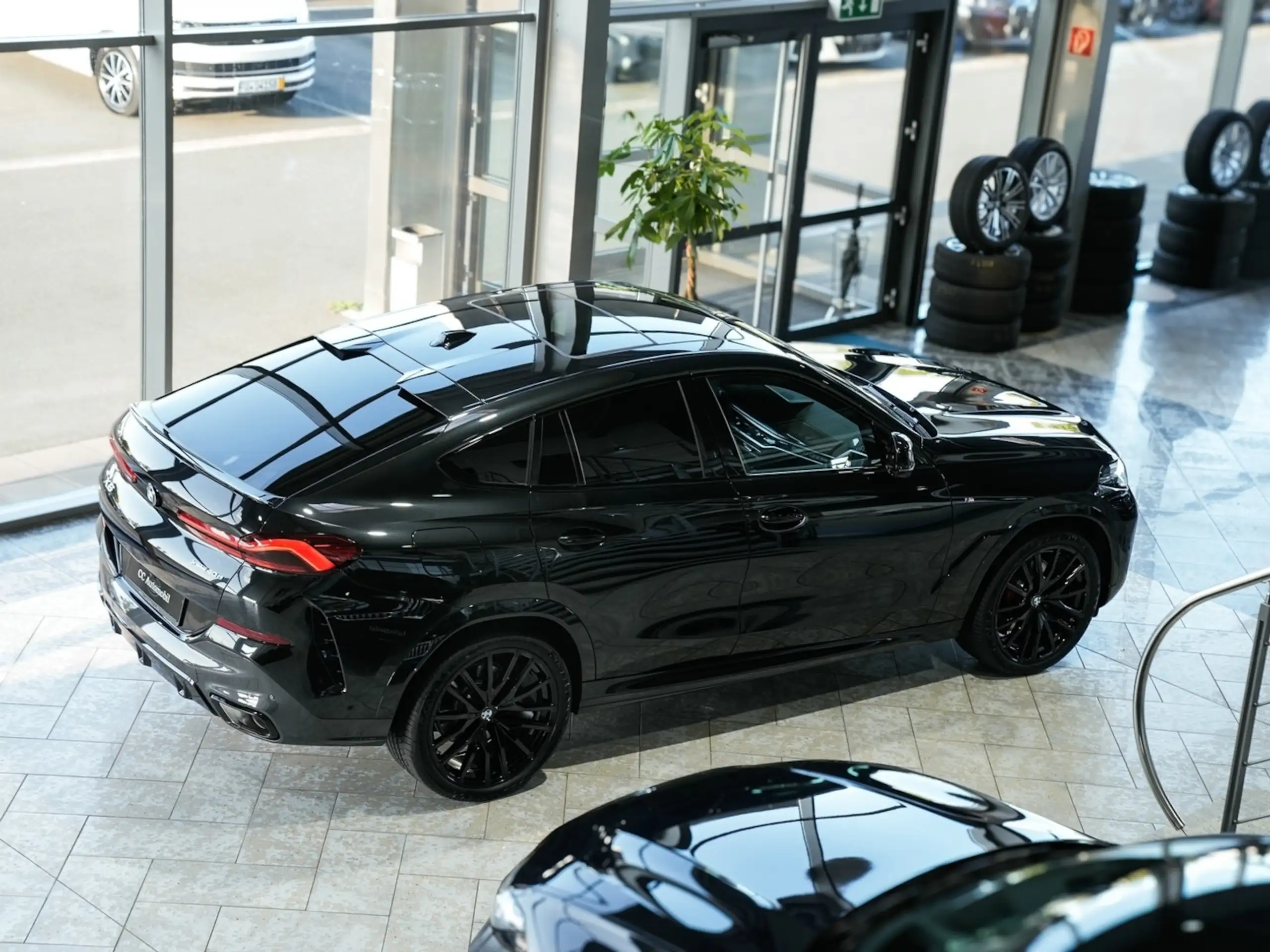 BMW - X6