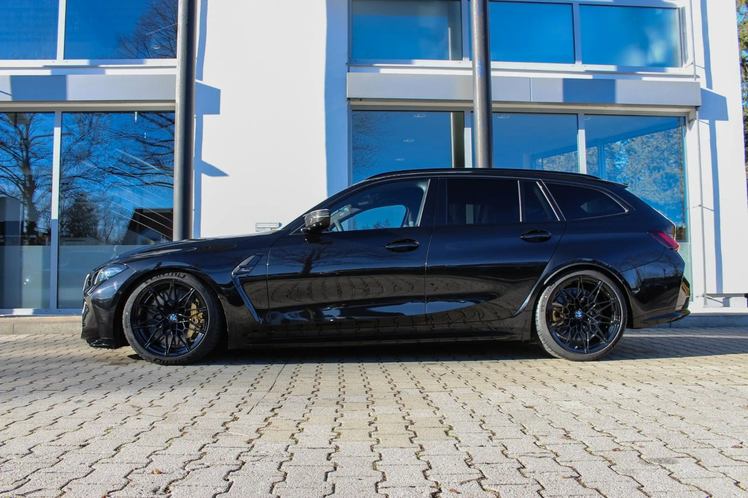 BMW - M3