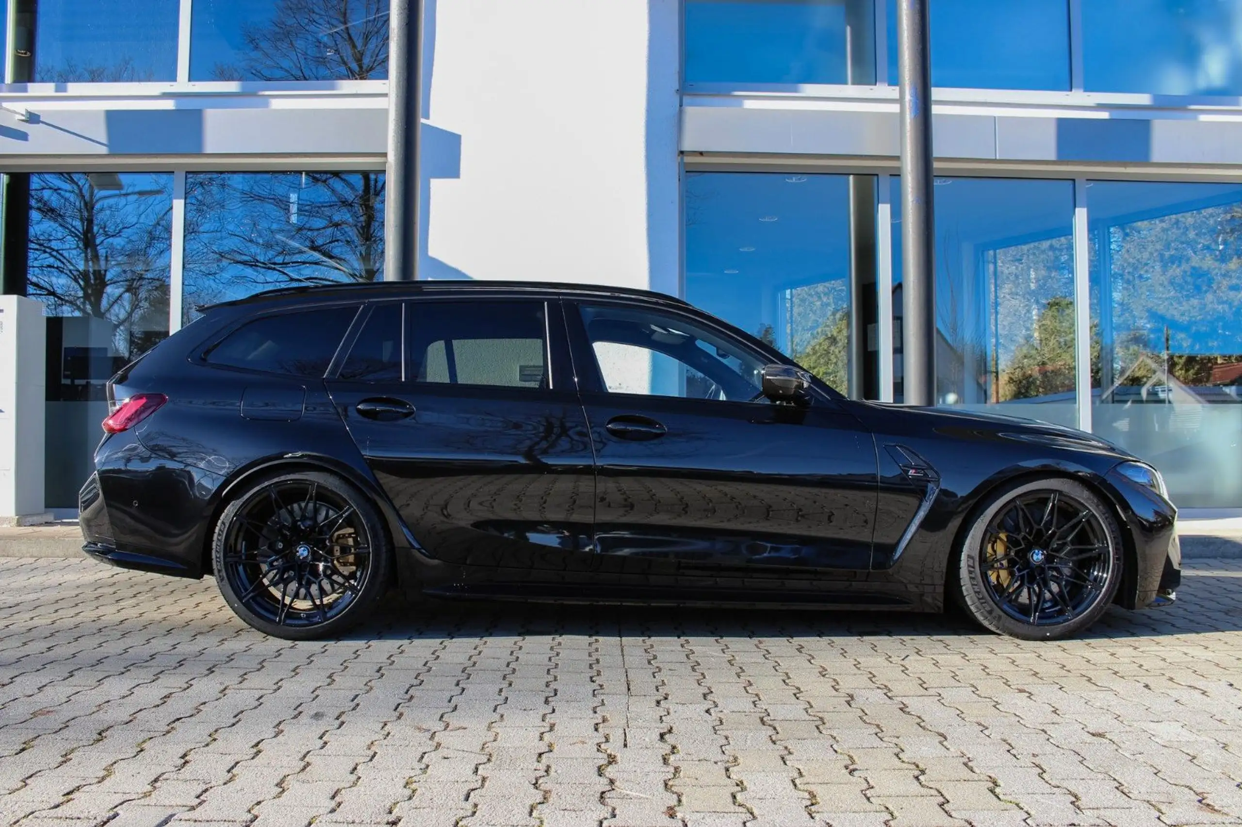 BMW - M3