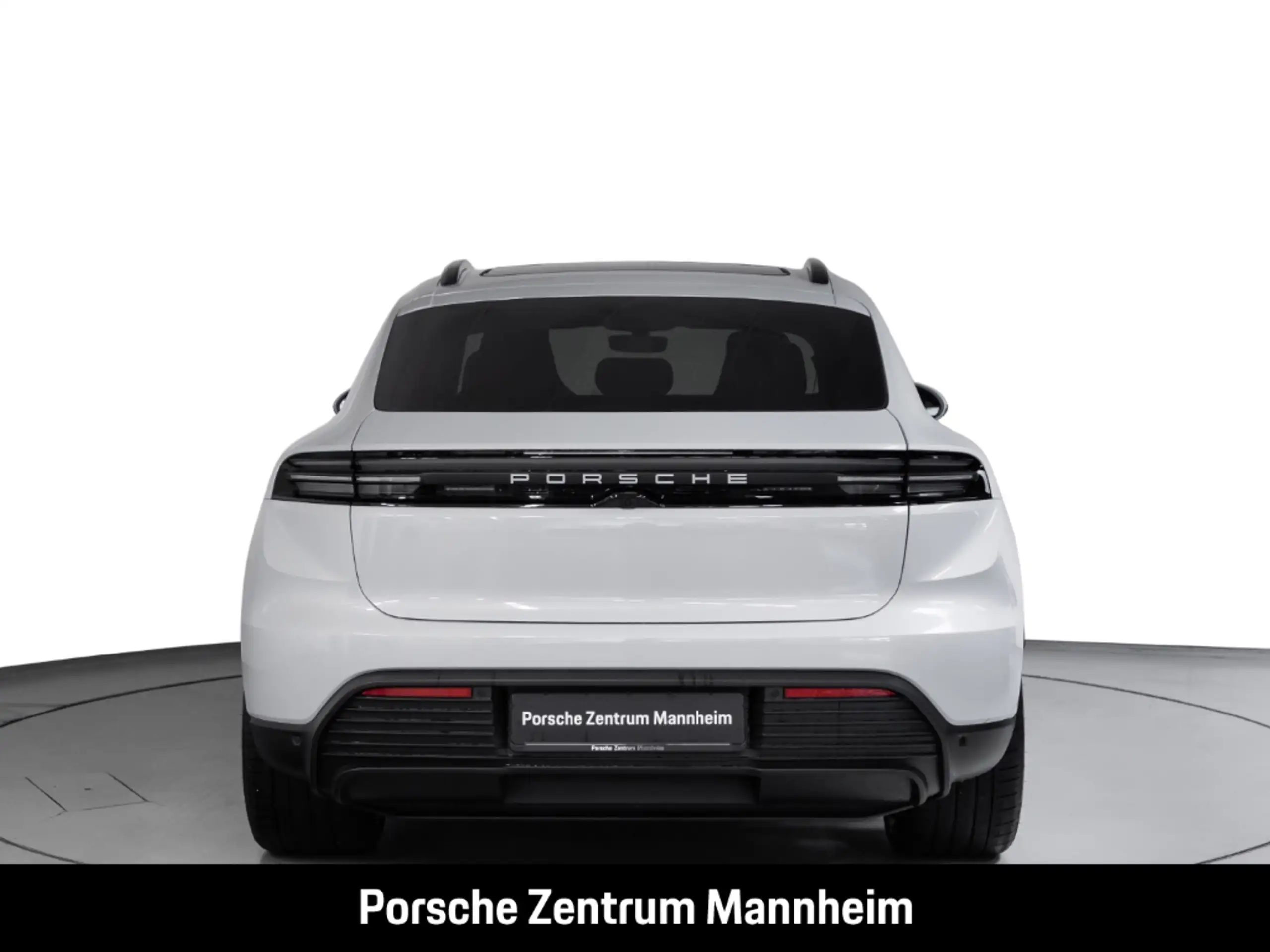 Porsche - Macan