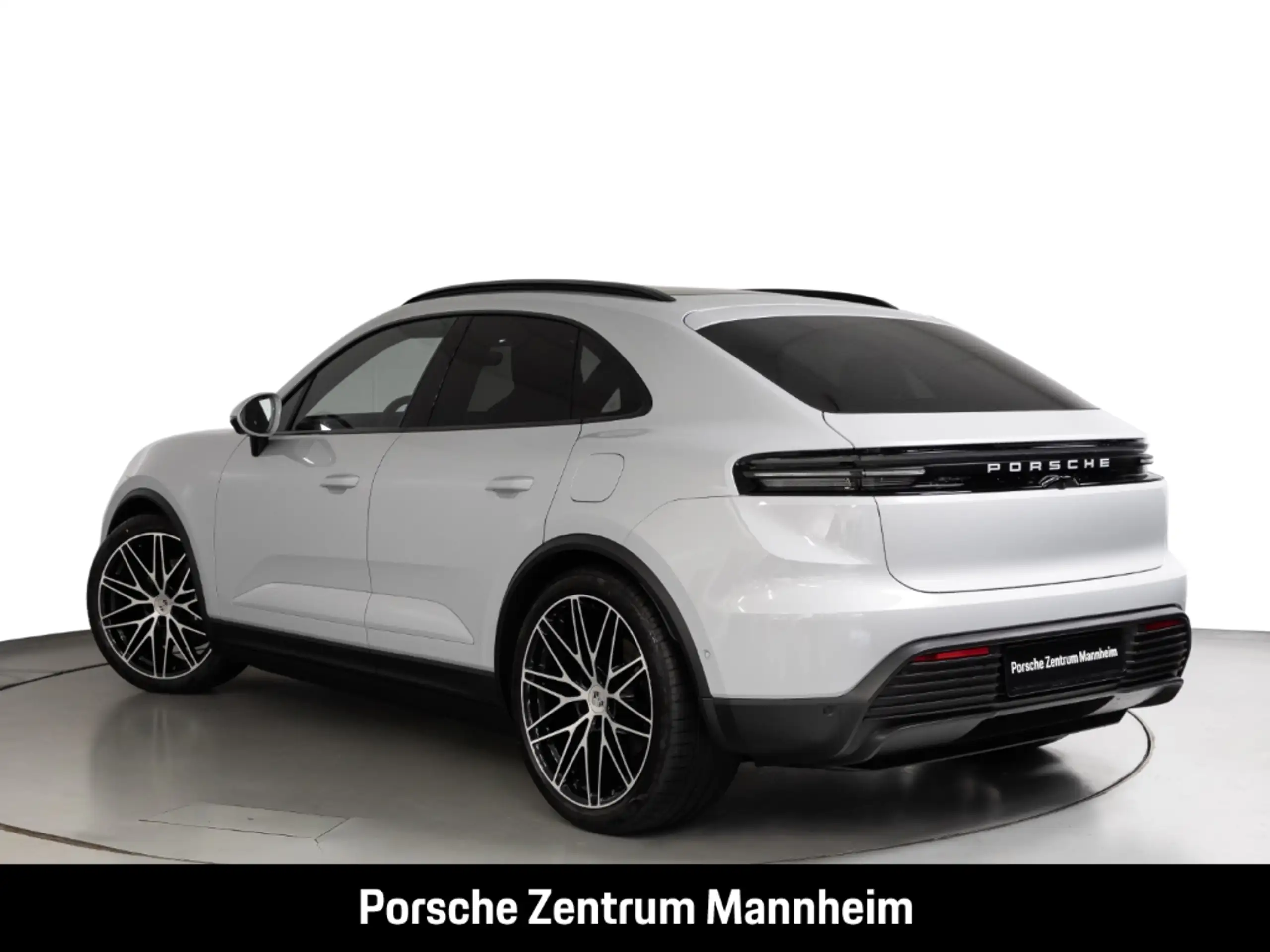 Porsche - Macan