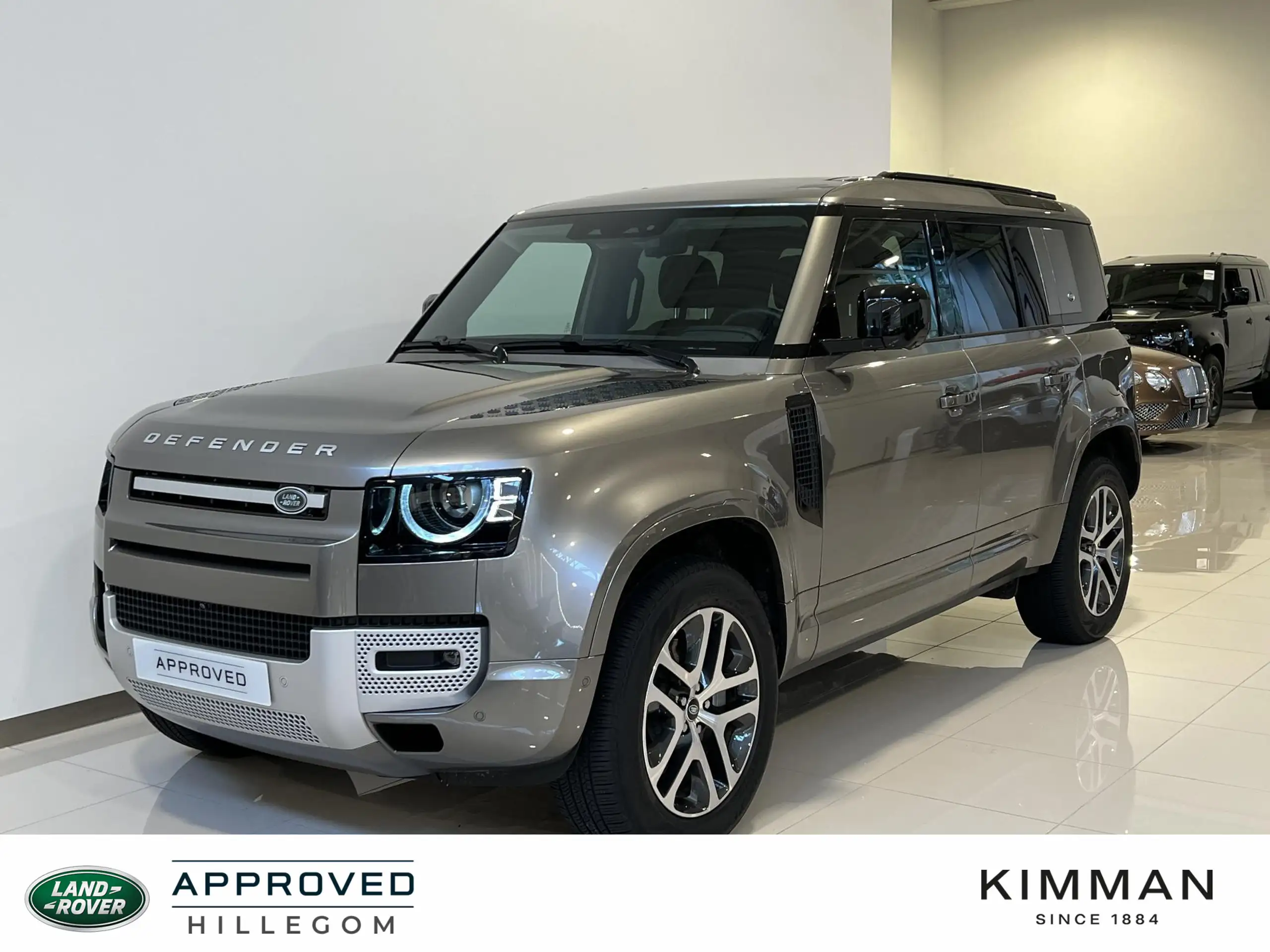 Land Rover Defender 2024