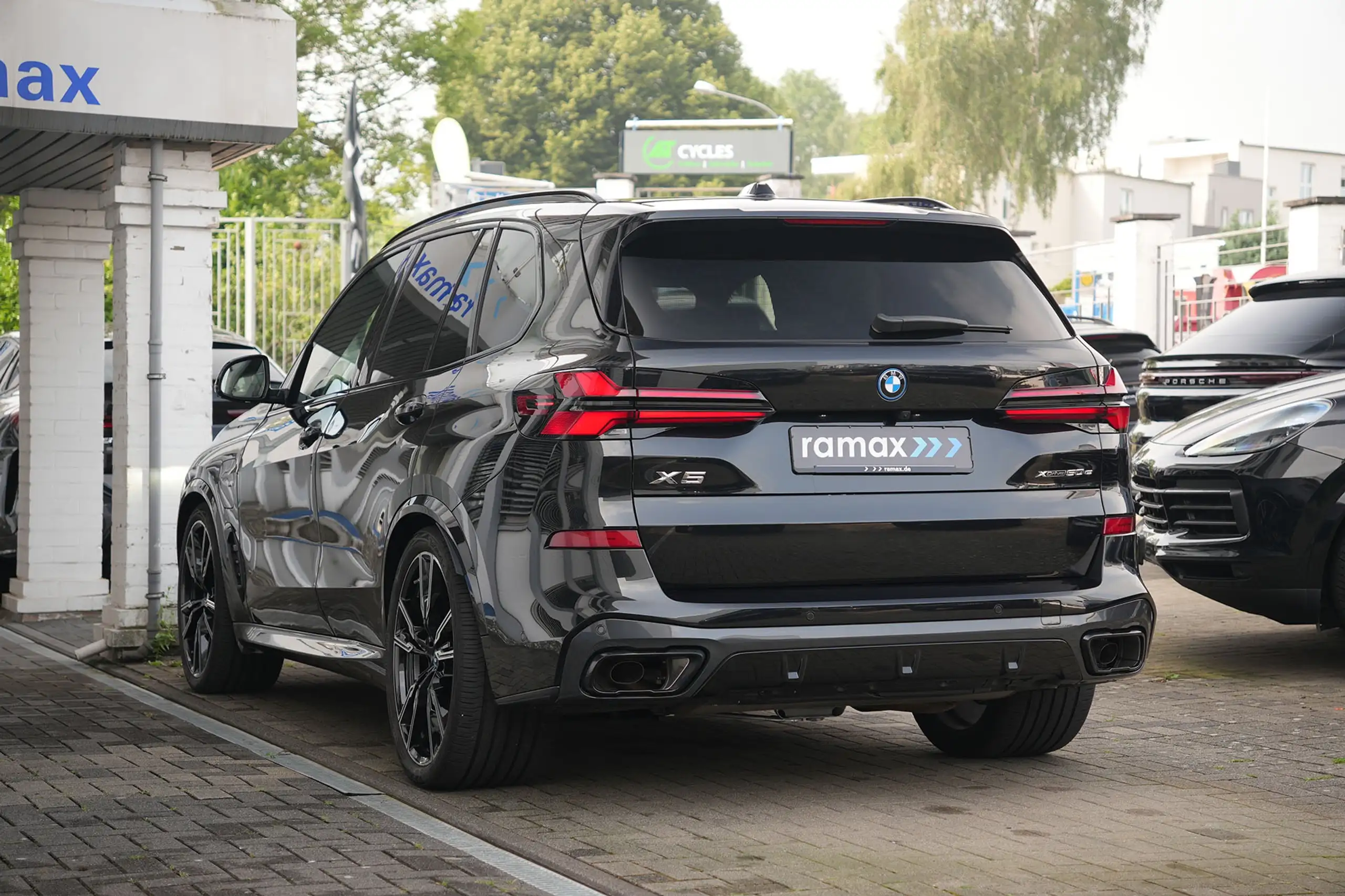 BMW - X5