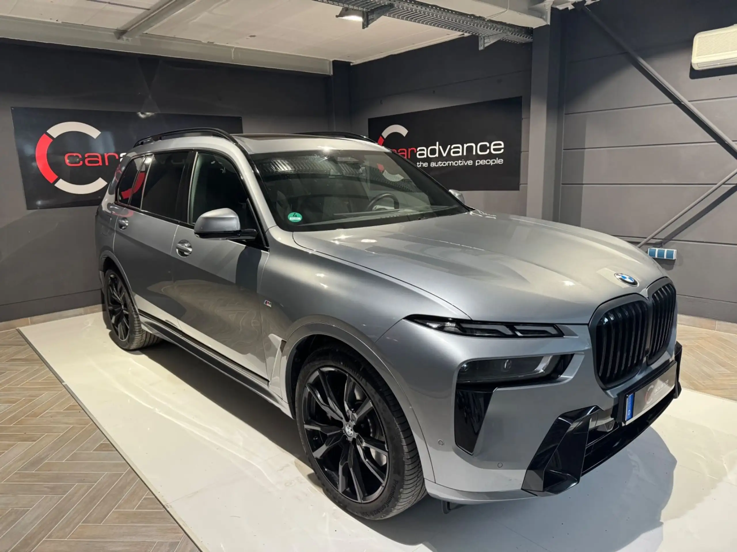 BMW - X7