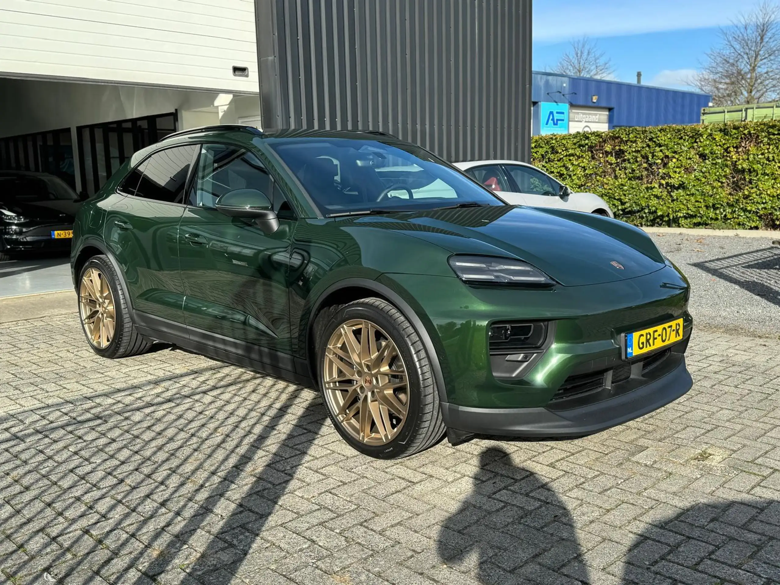 Porsche - Macan