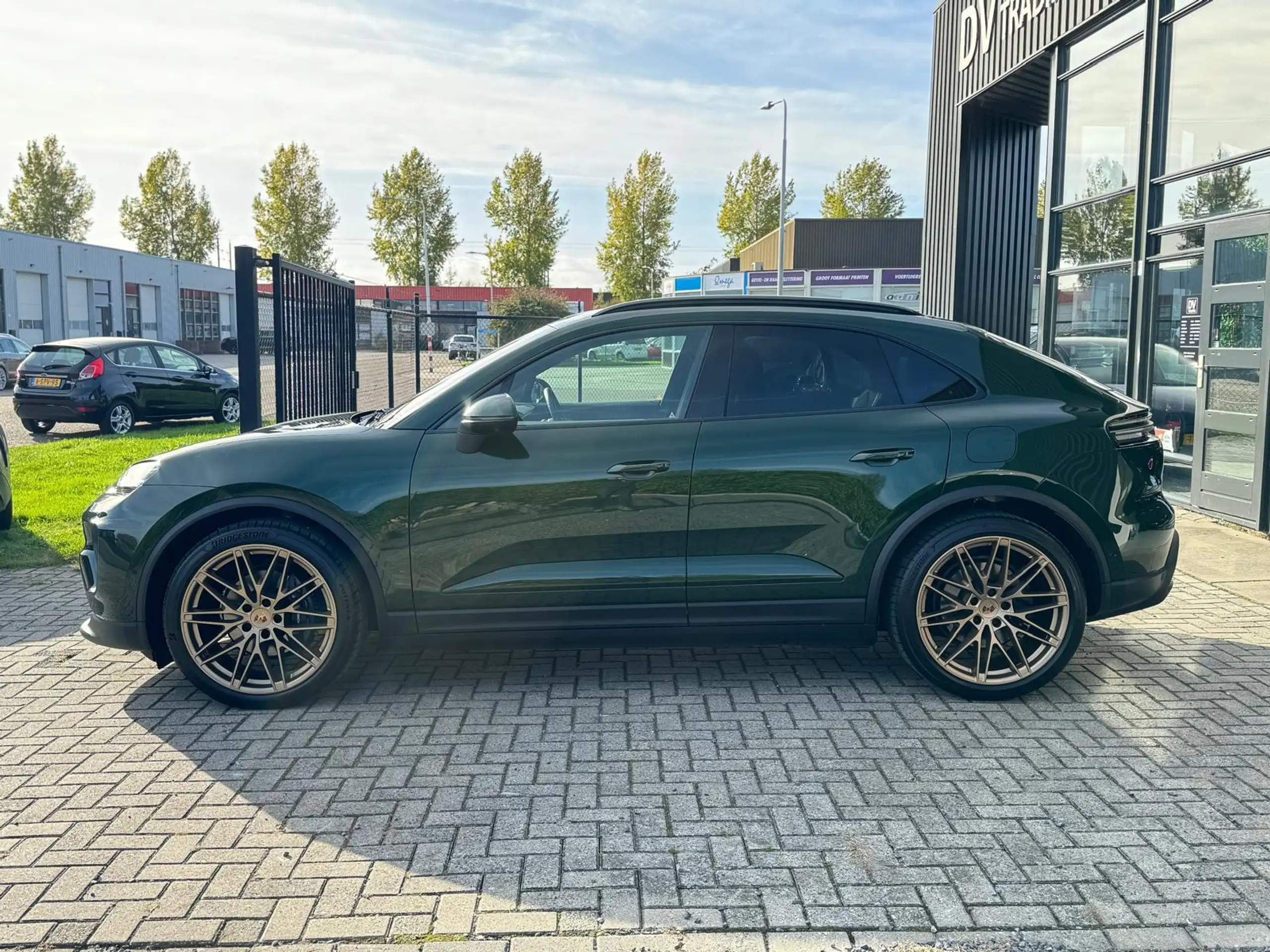 Porsche - Macan