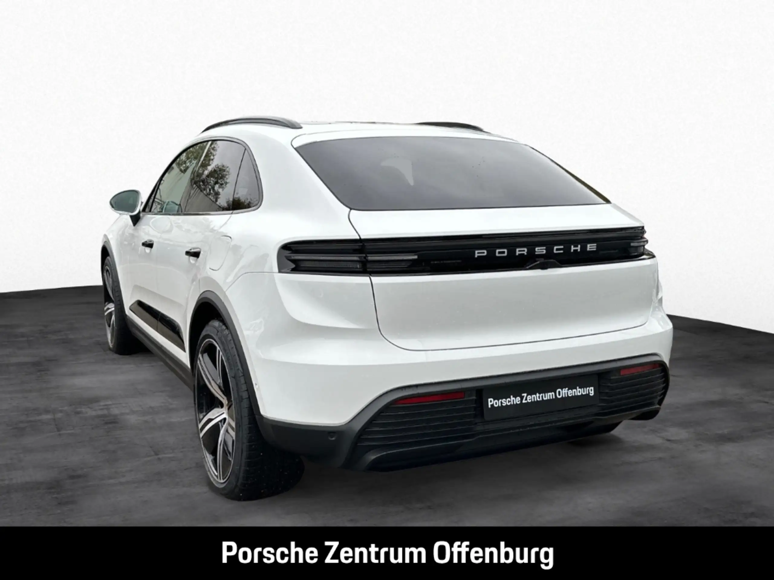 Porsche - Macan