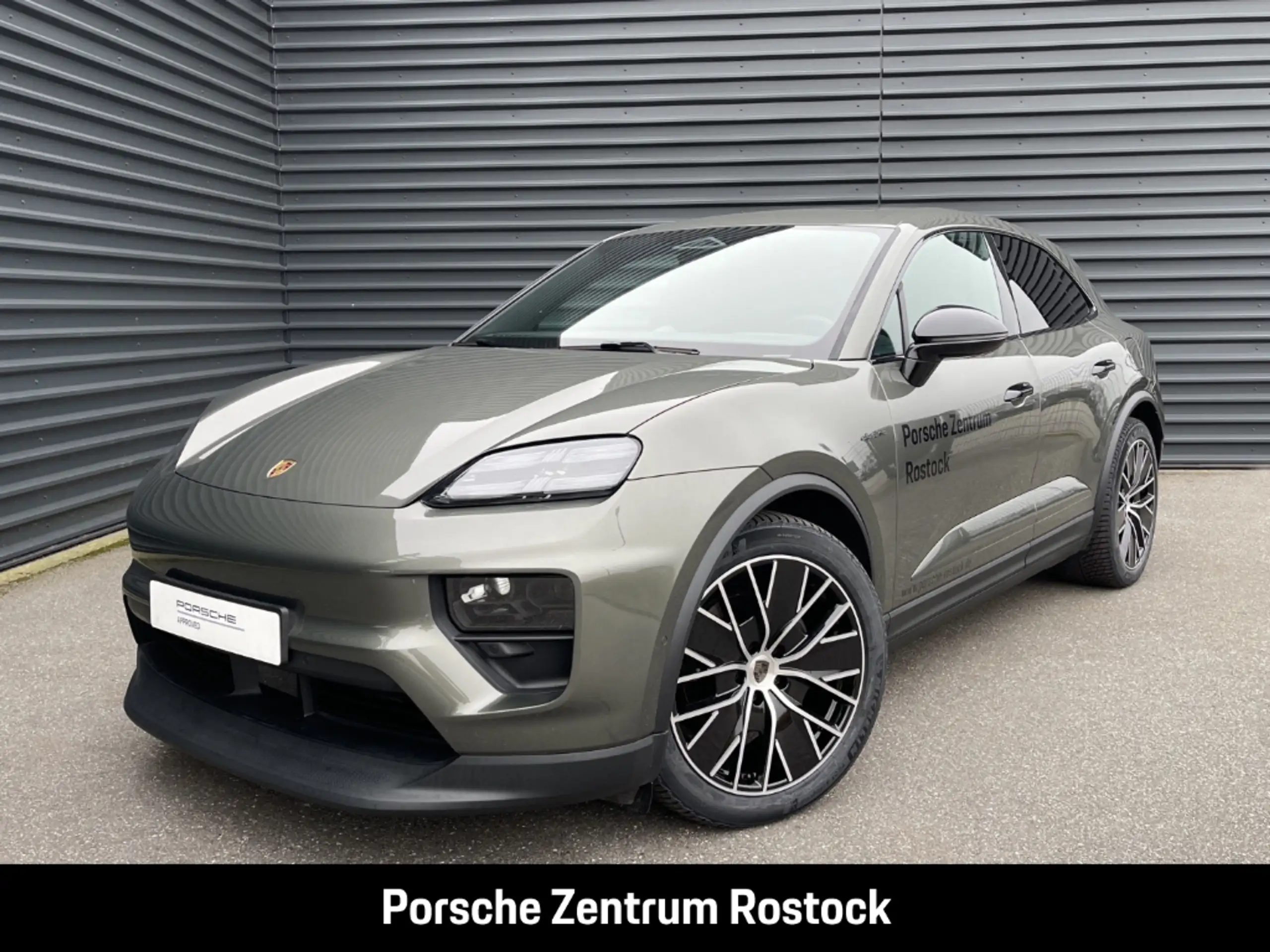 Porsche - Macan