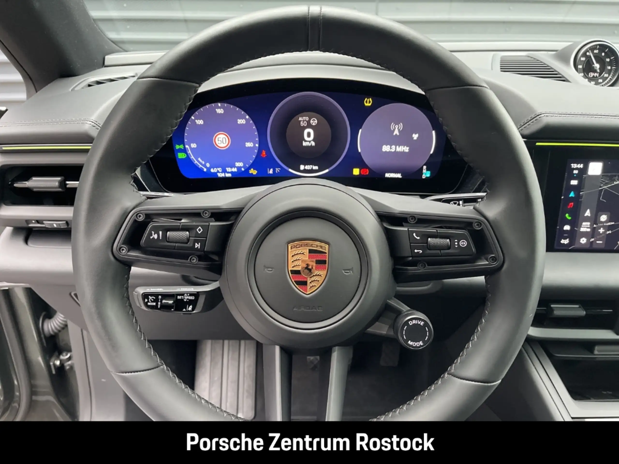 Porsche - Macan