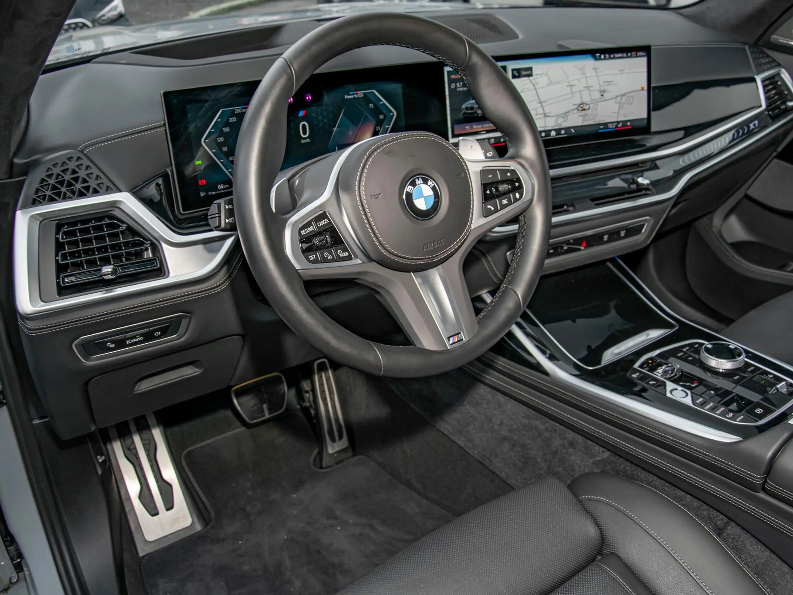 BMW - X7