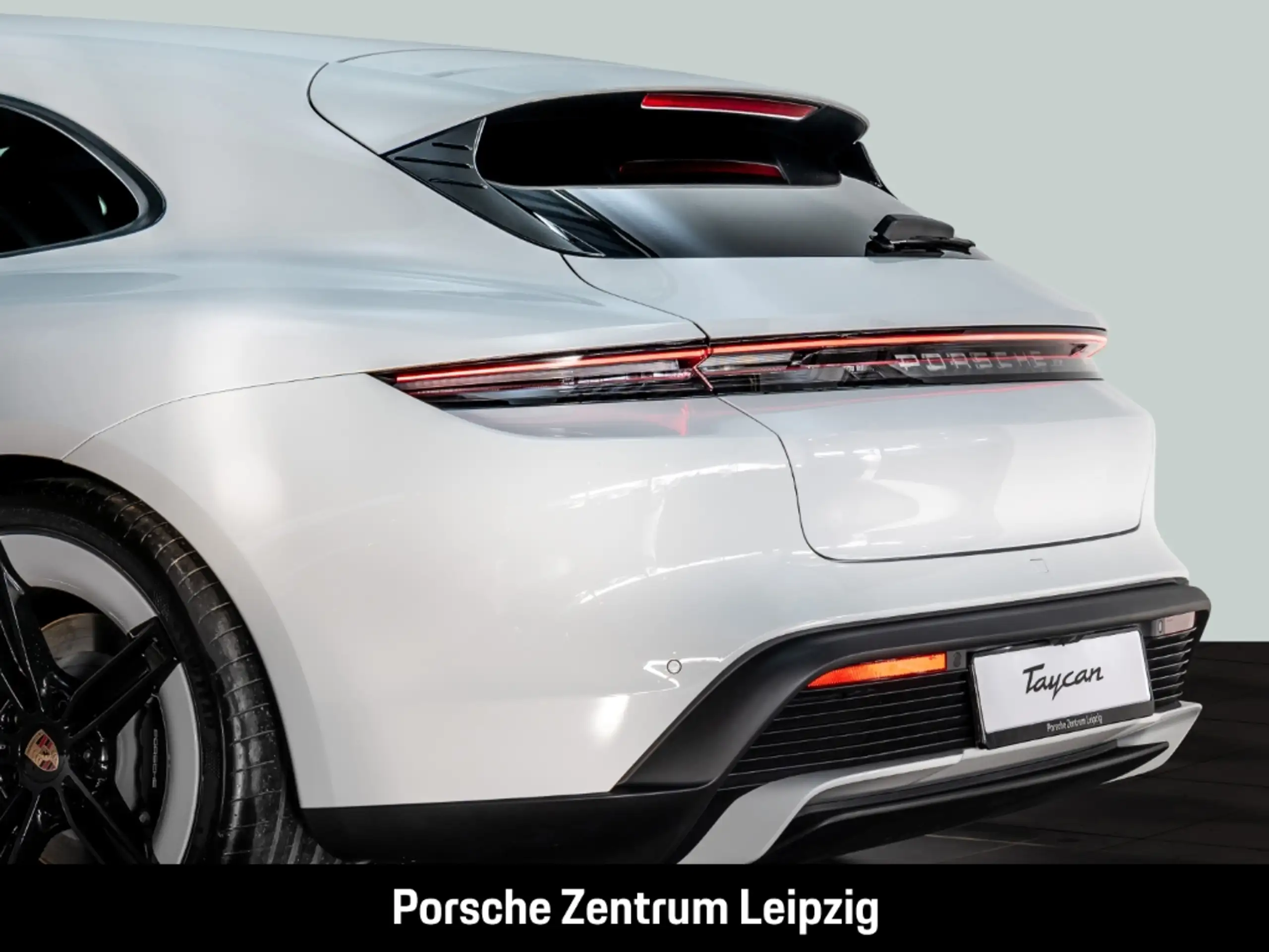 Porsche - Taycan