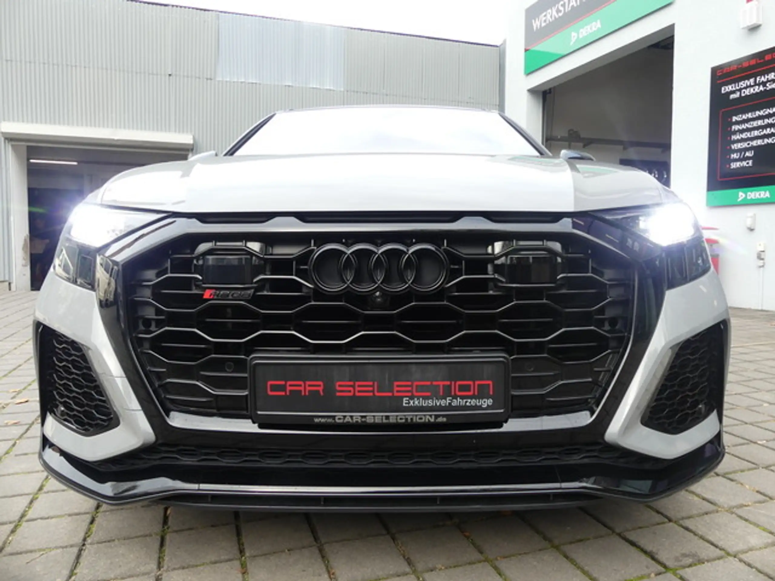 Audi - RS Q8