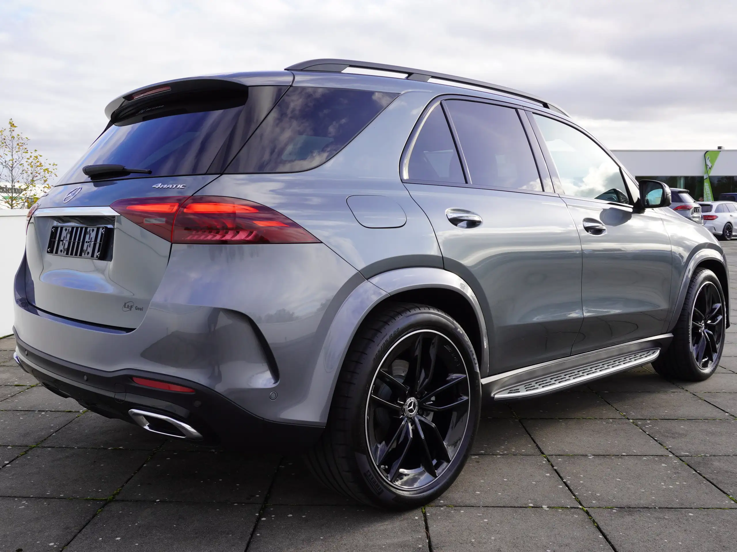 Mercedes-Benz - GLE 350