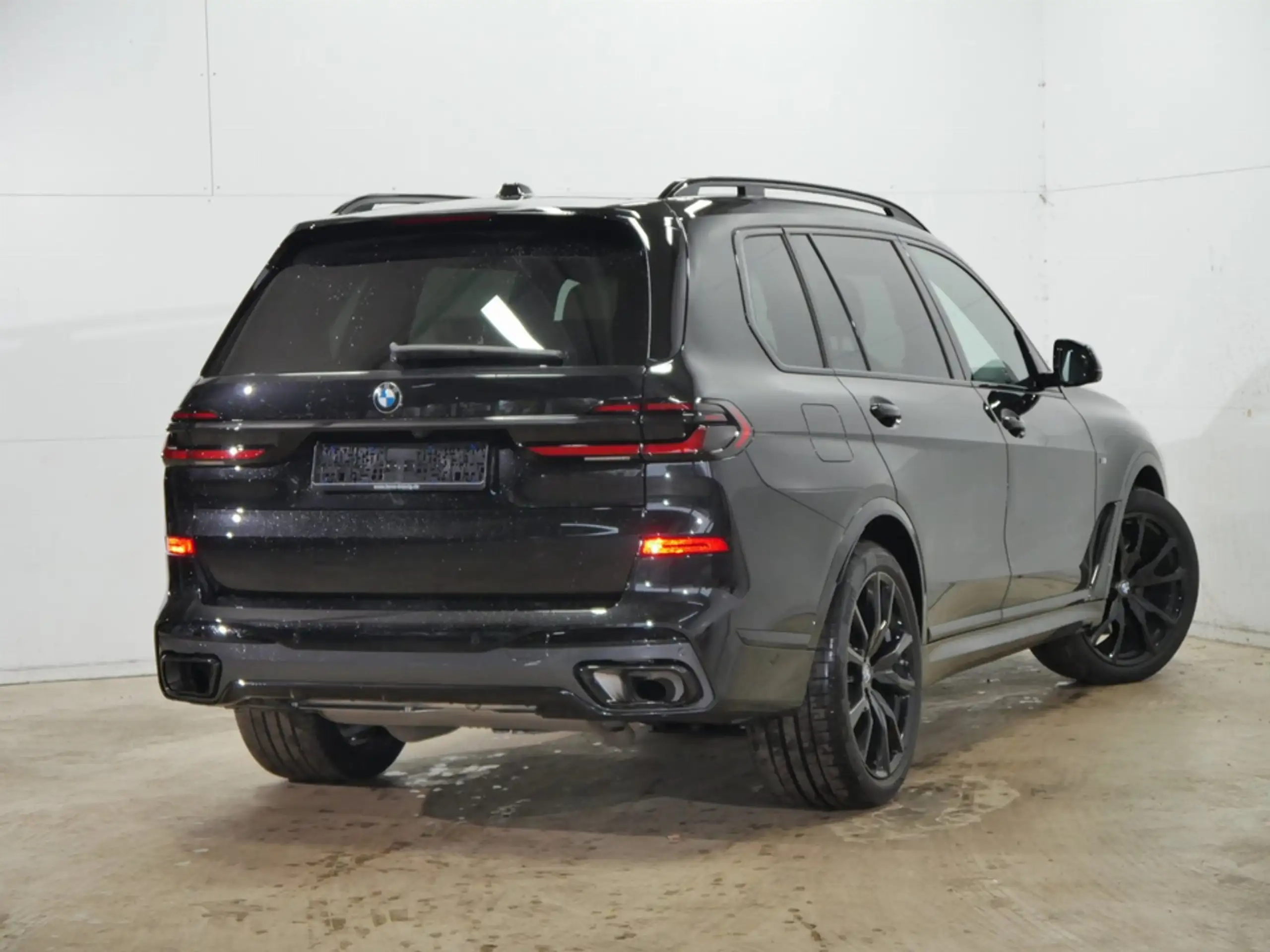 BMW - X7