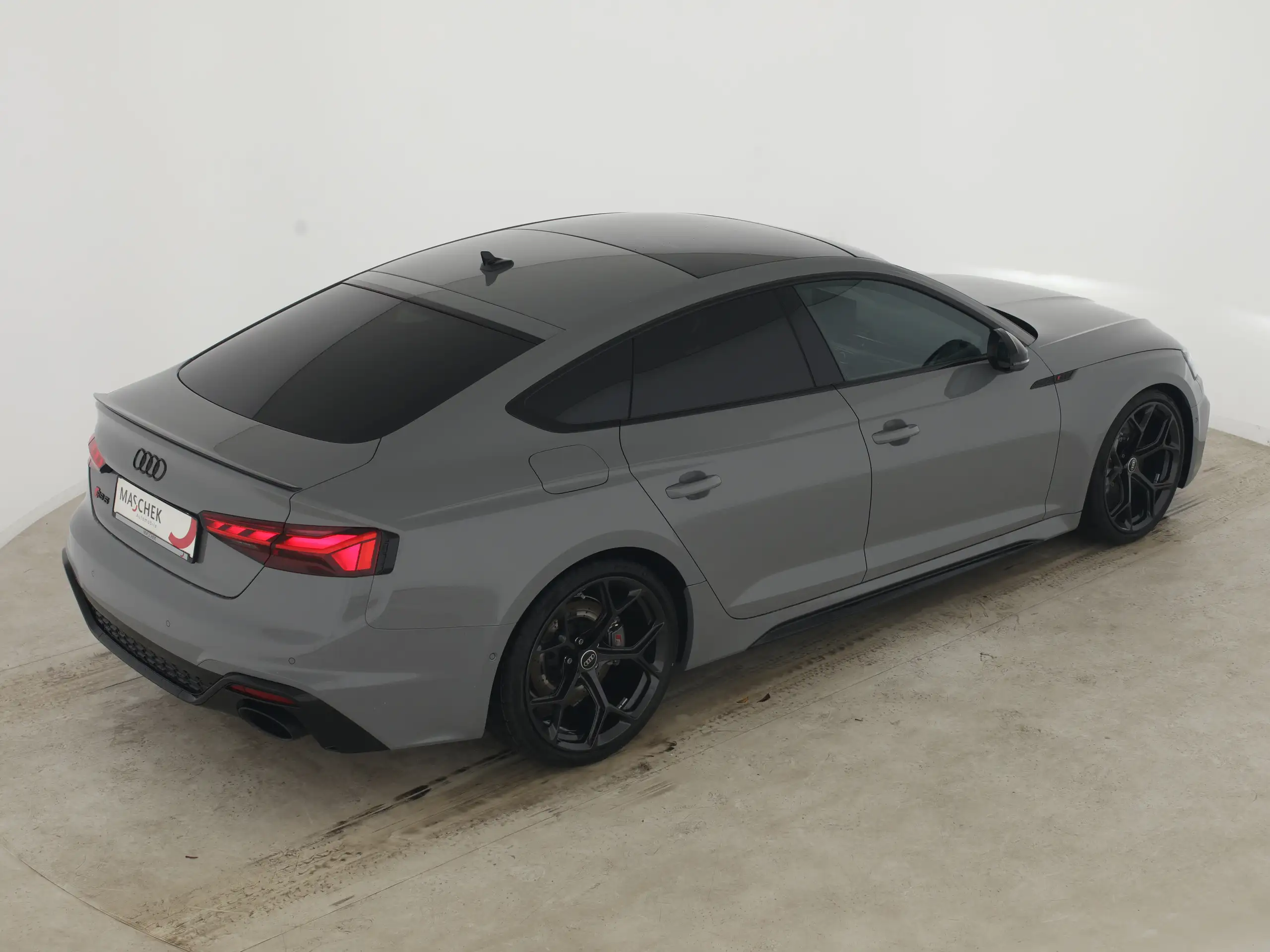 Audi - RS5