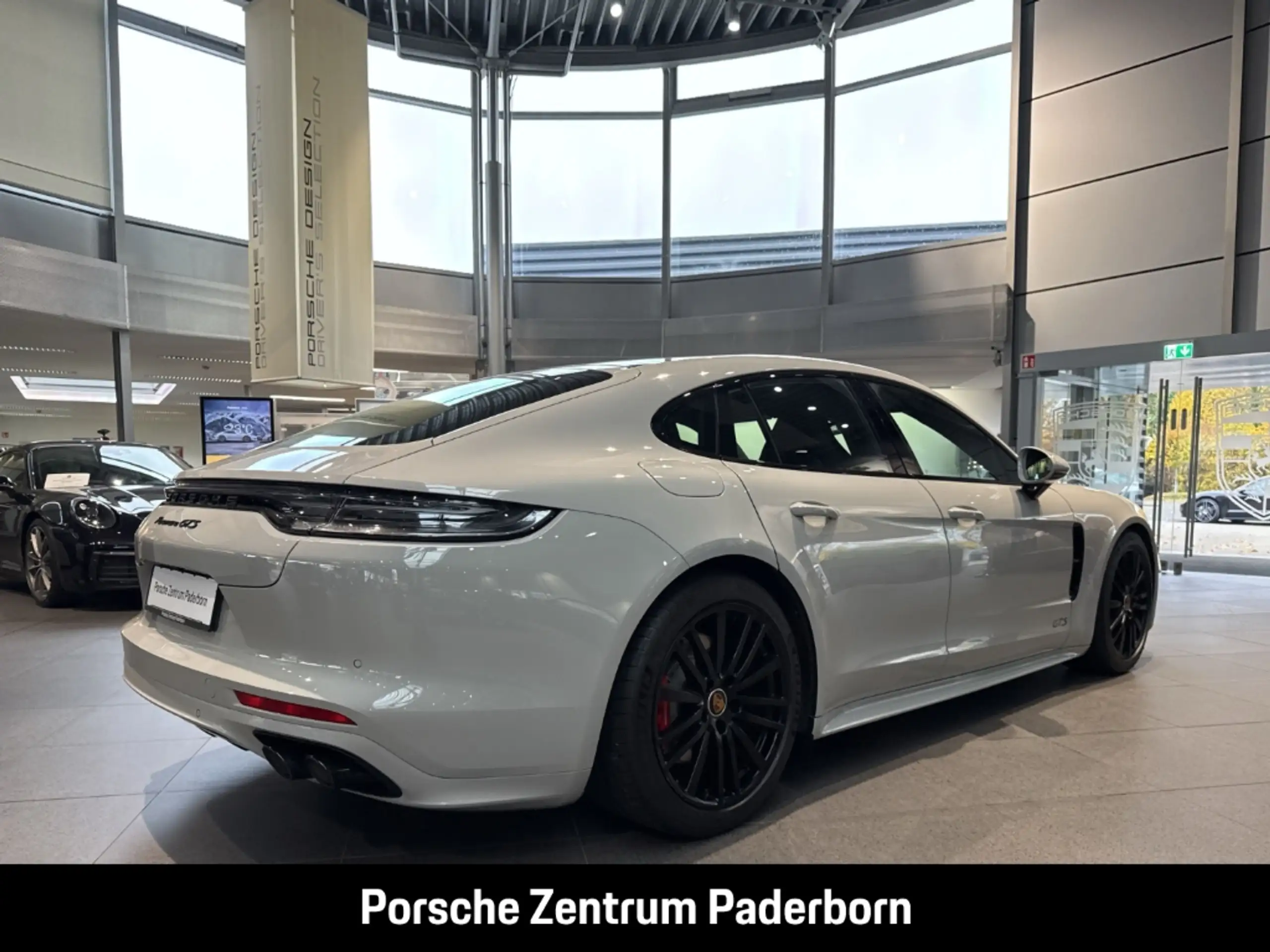 Porsche - Panamera