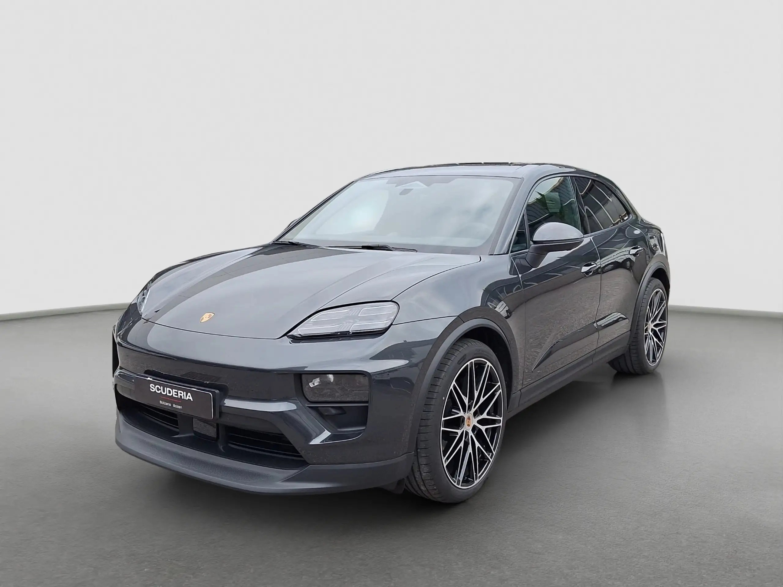 Porsche - Macan