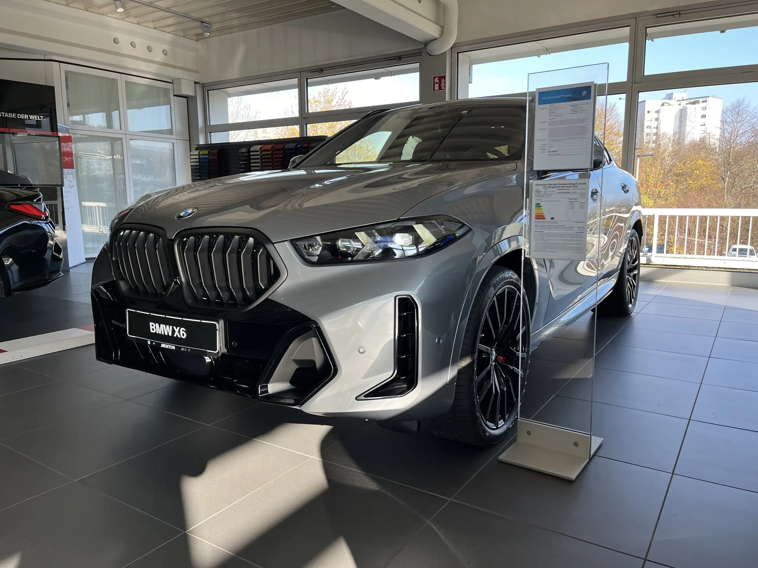 BMW - X6