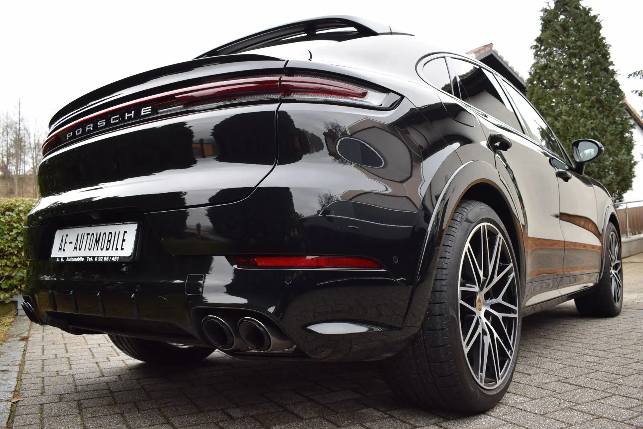 Porsche - Cayenne