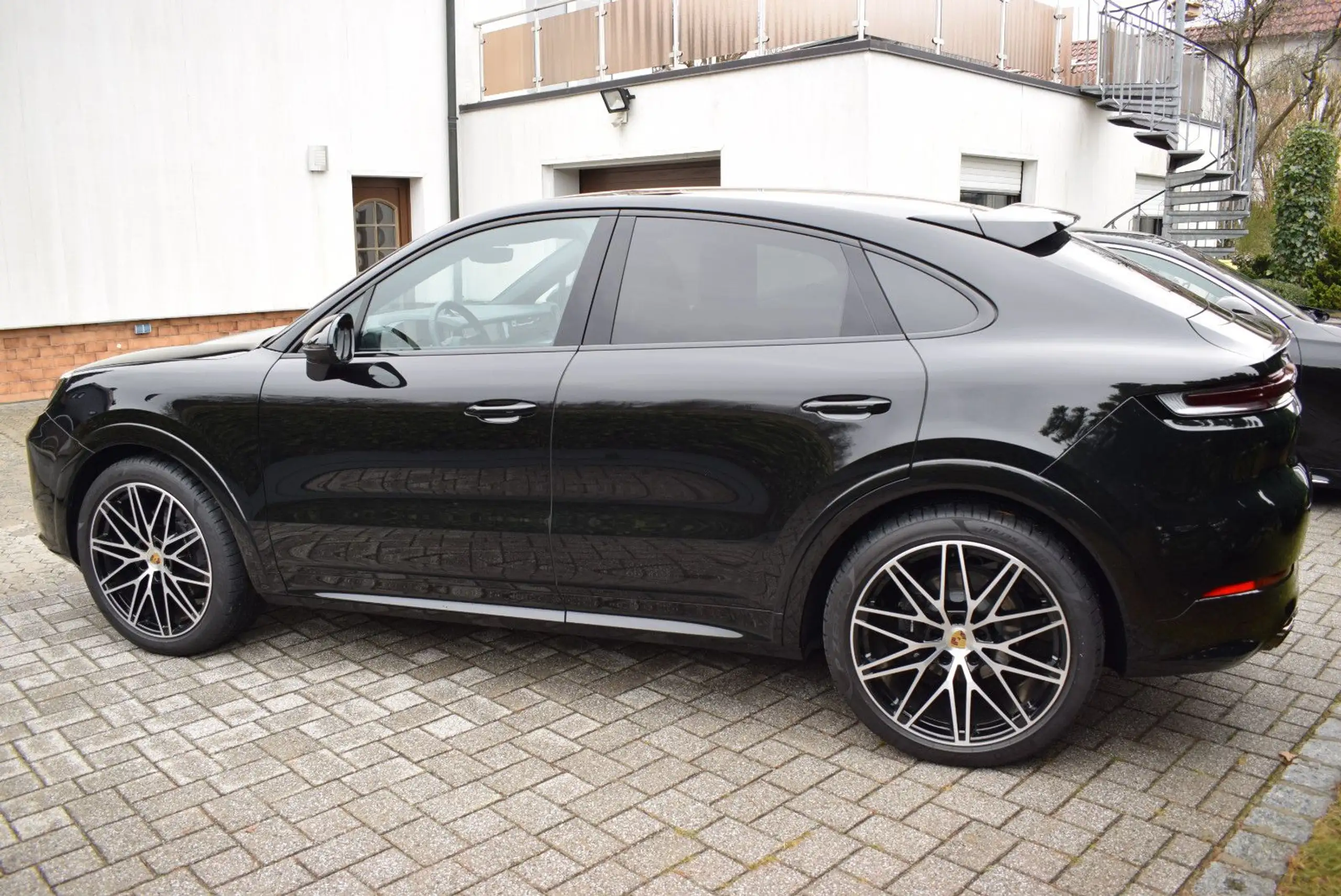 Porsche - Cayenne