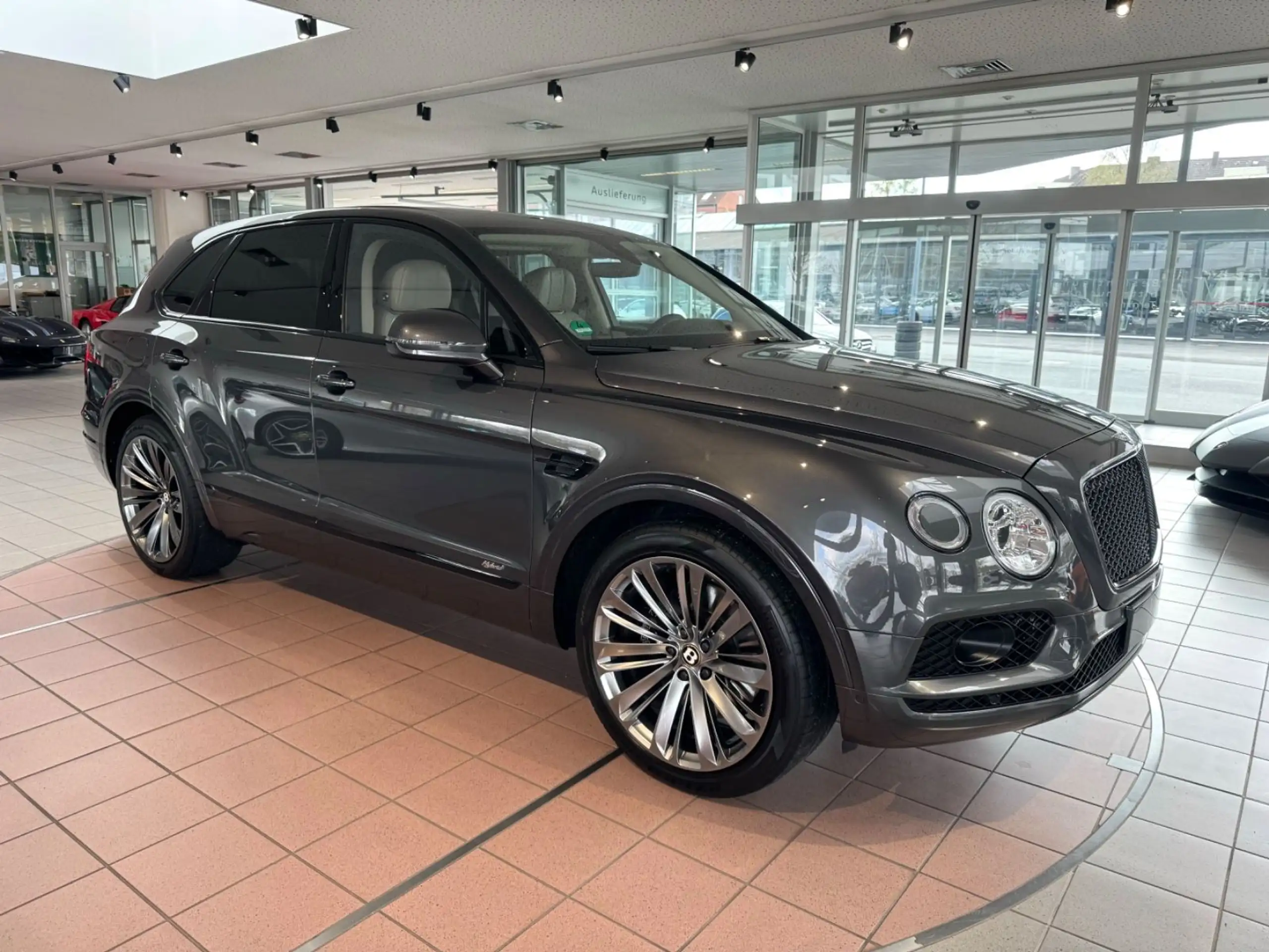 Bentley - Bentayga