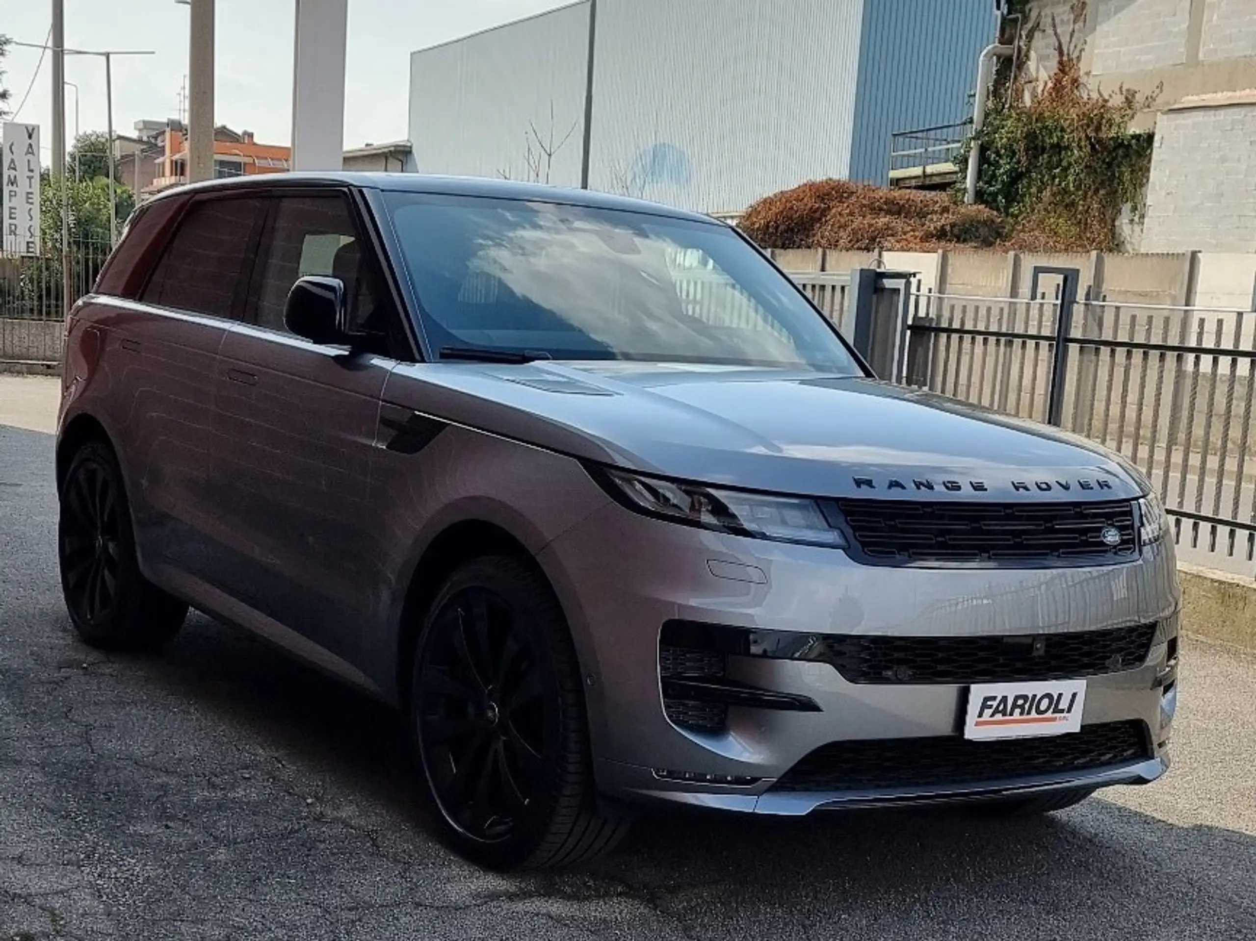 Land Rover - Range Rover Sport