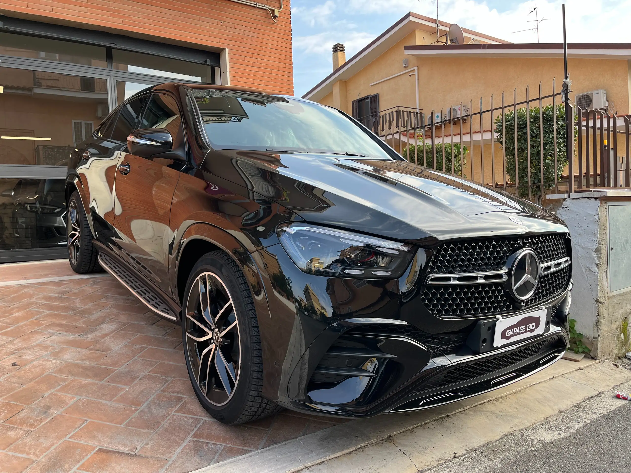 Mercedes-Benz - GLE 350