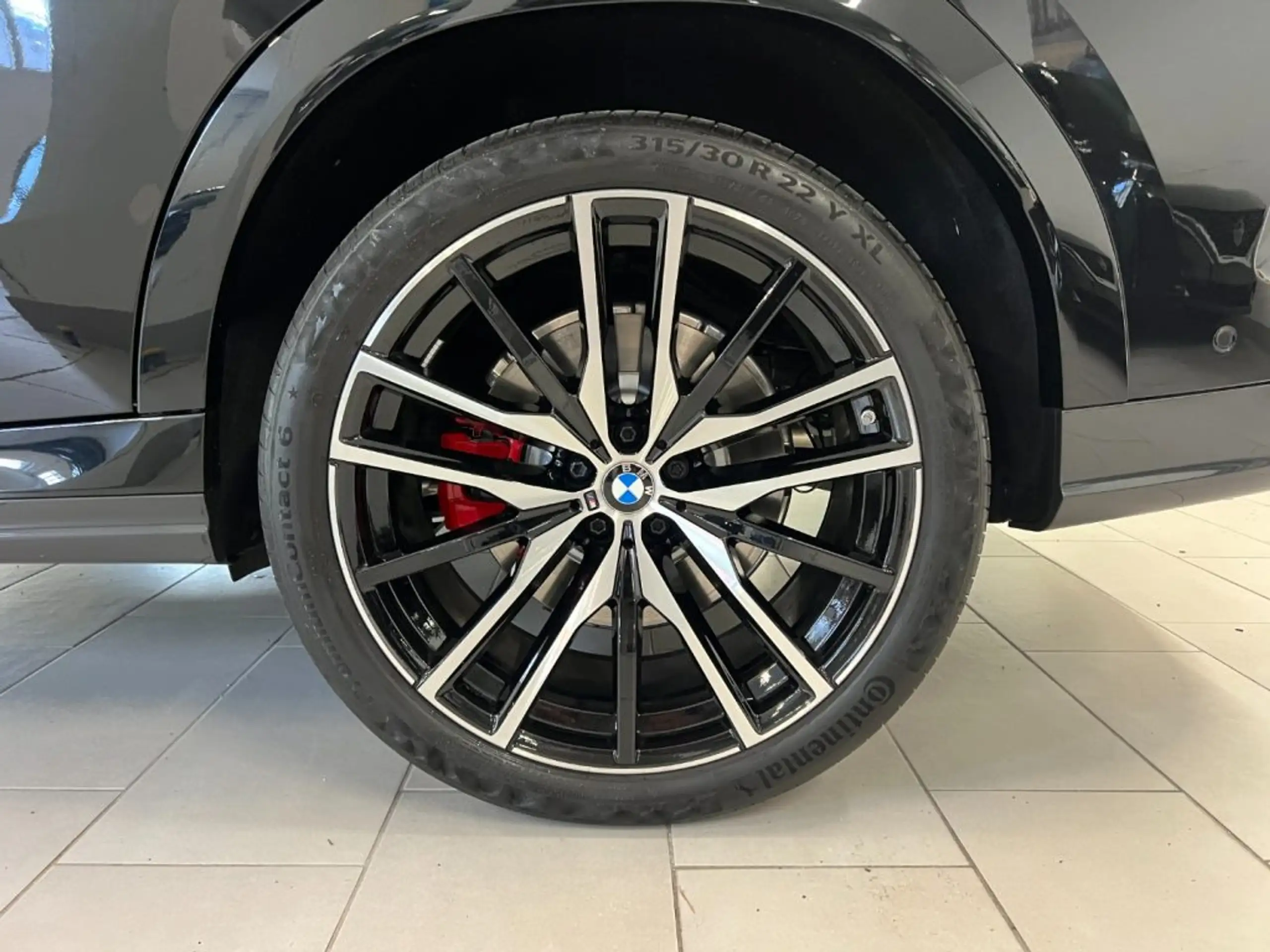 BMW - X6 M