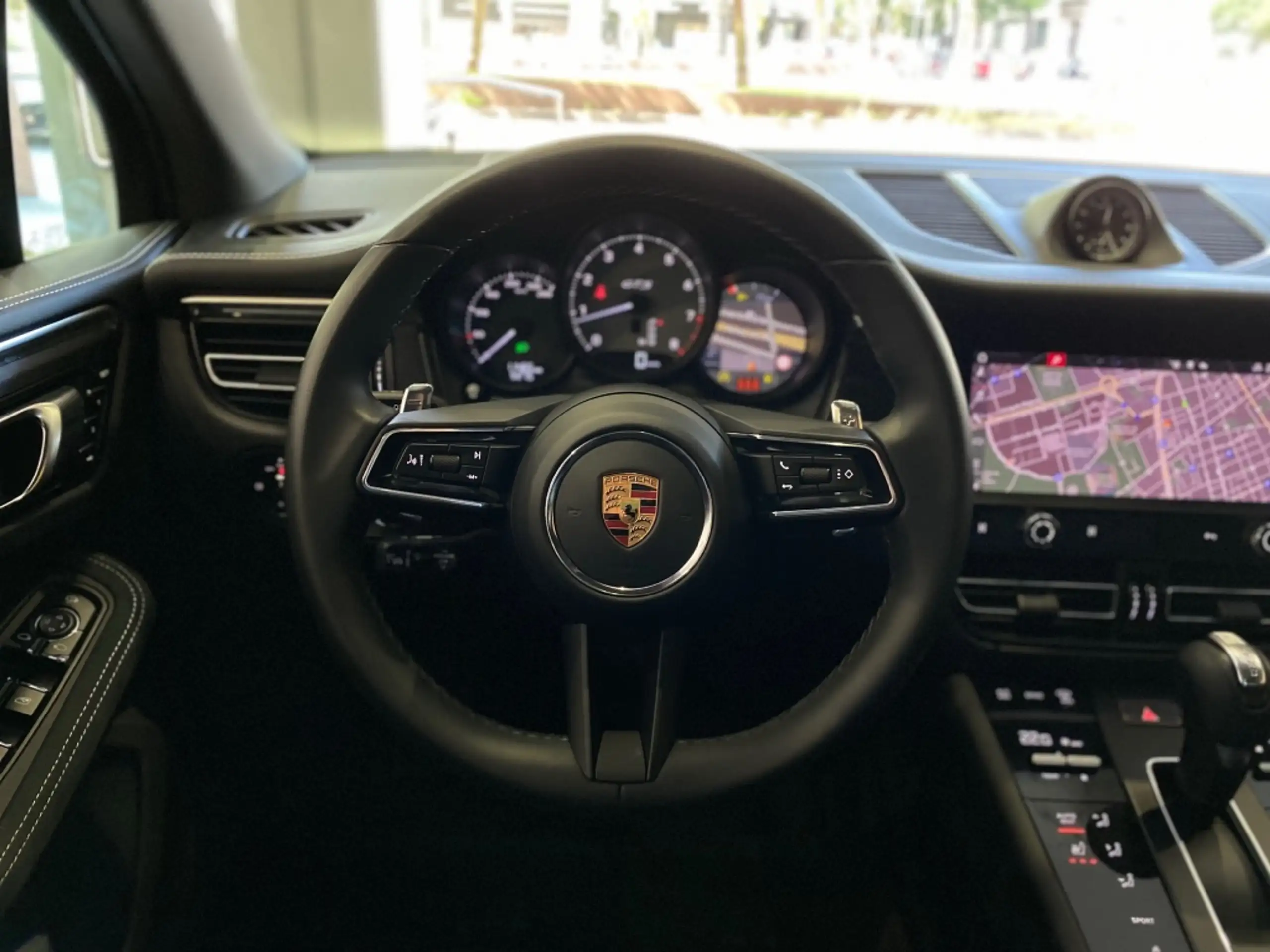 Porsche - Macan