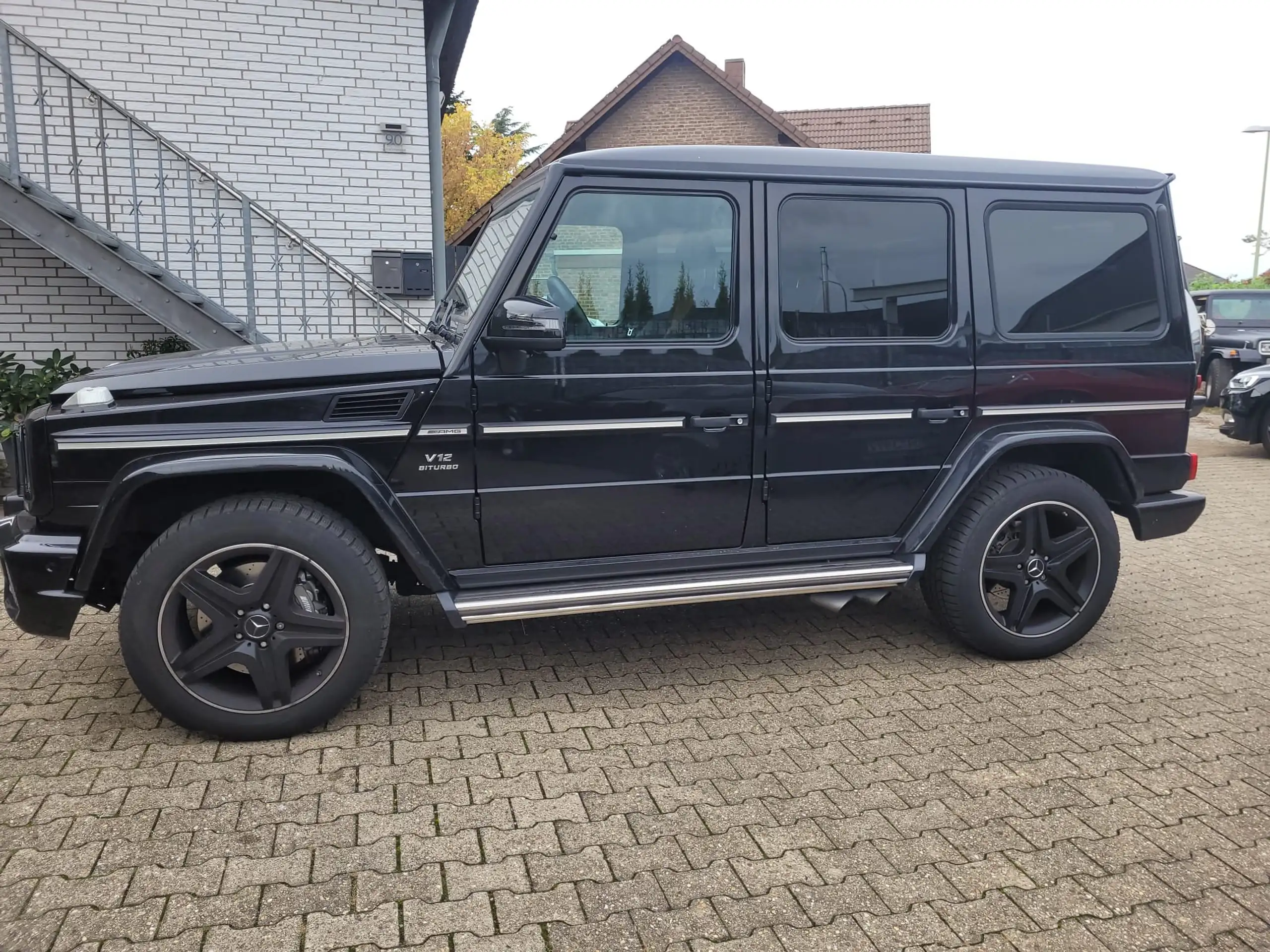 Mercedes-Benz - G 65 AMG