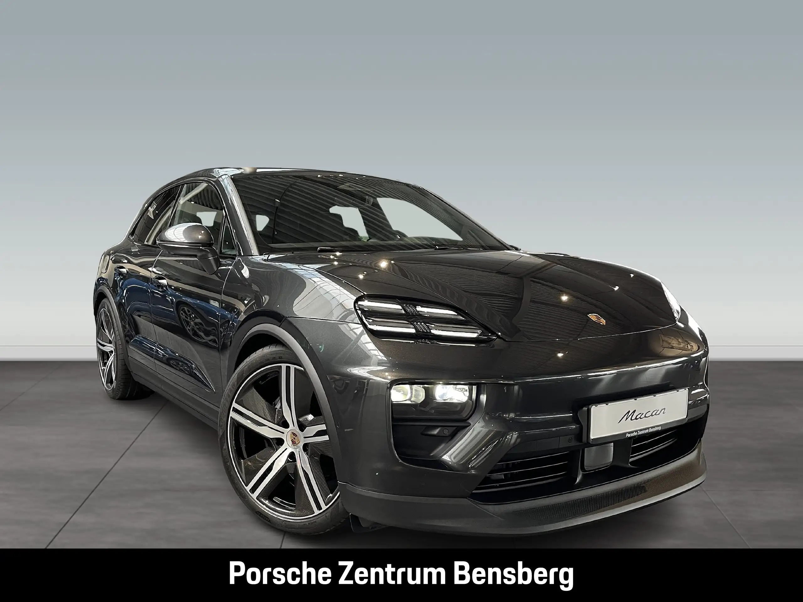 Porsche - Macan