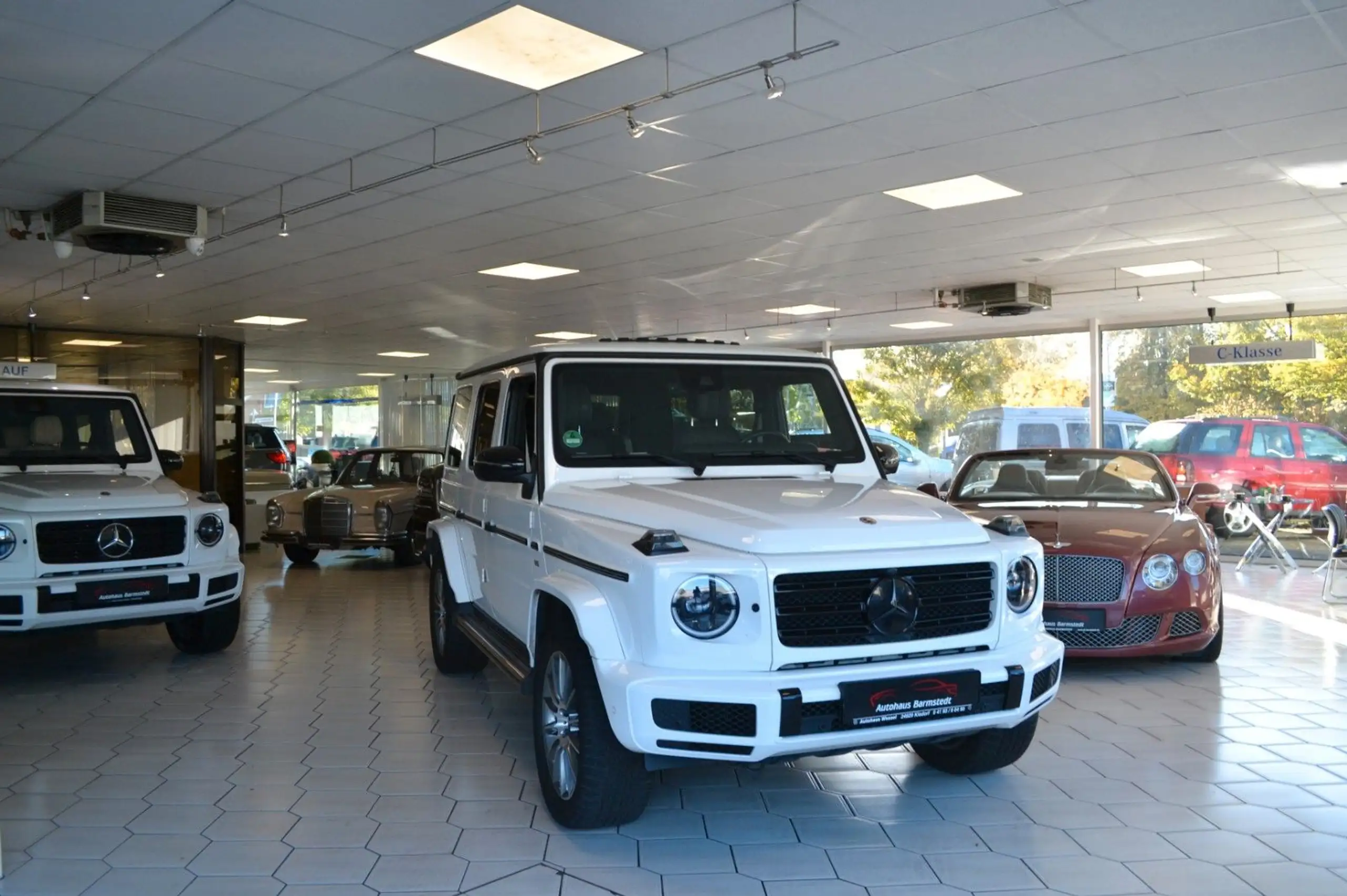 Mercedes-Benz - G 500